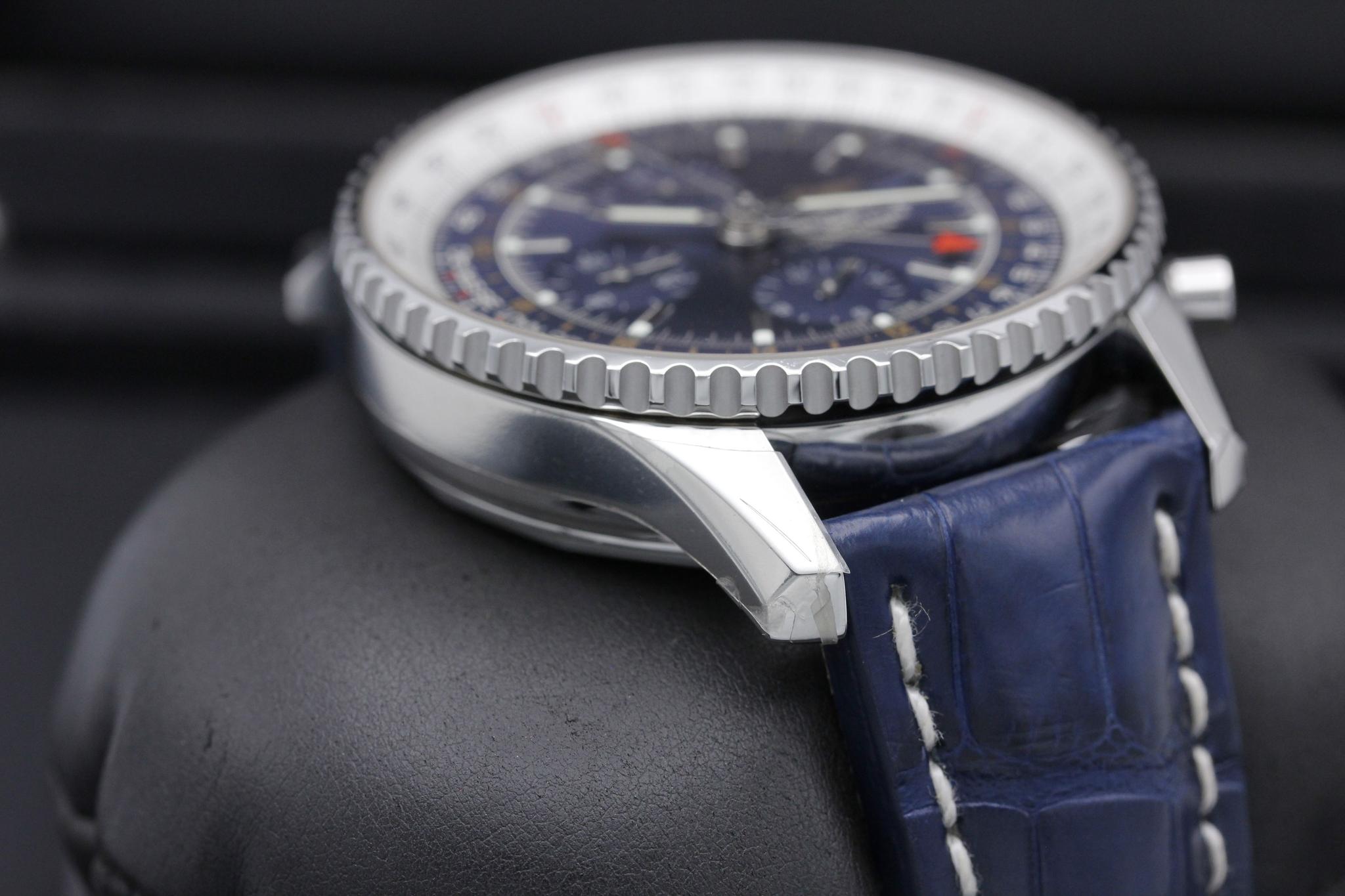 Watch Image 6