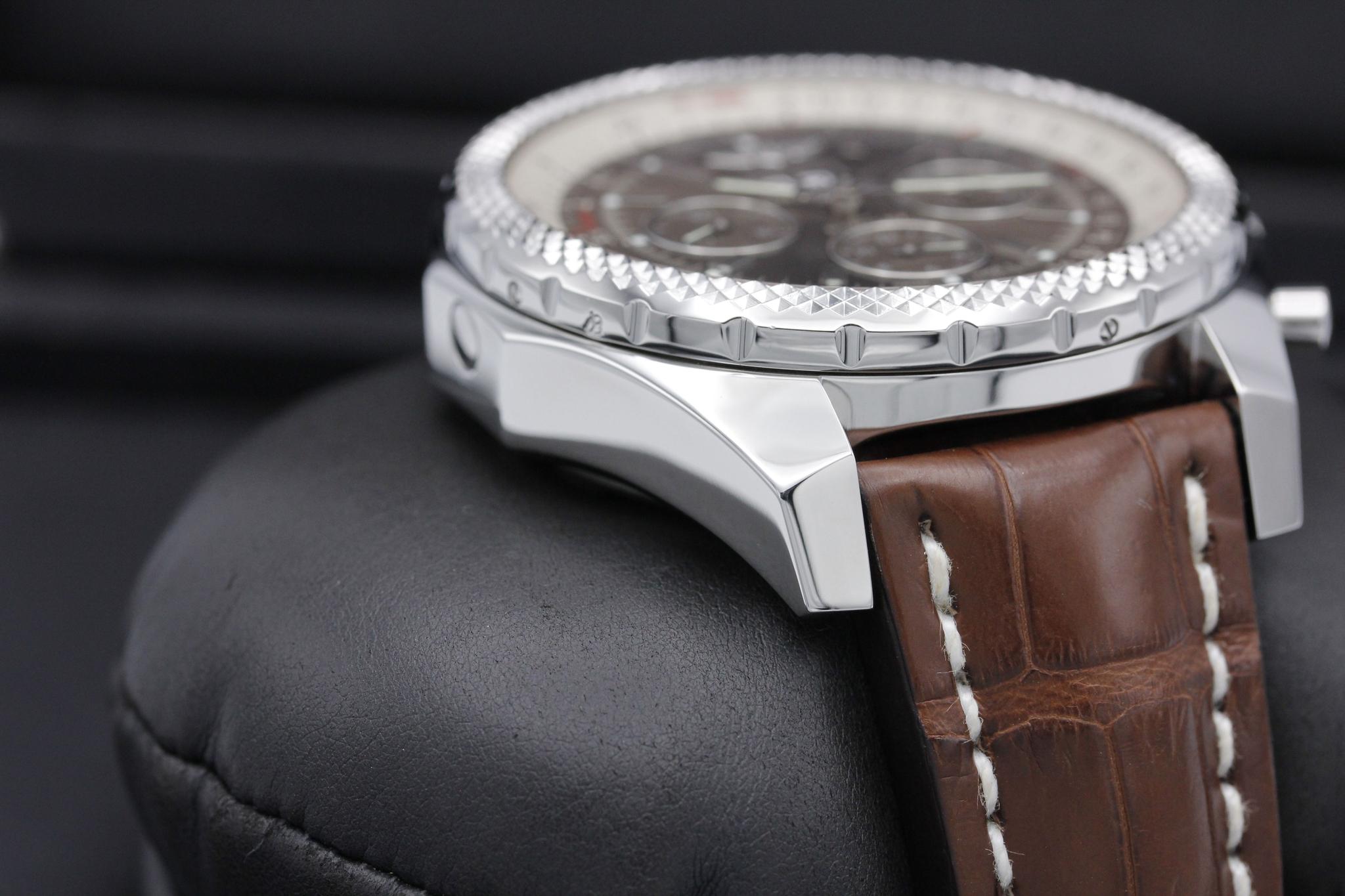 Watch Image 6