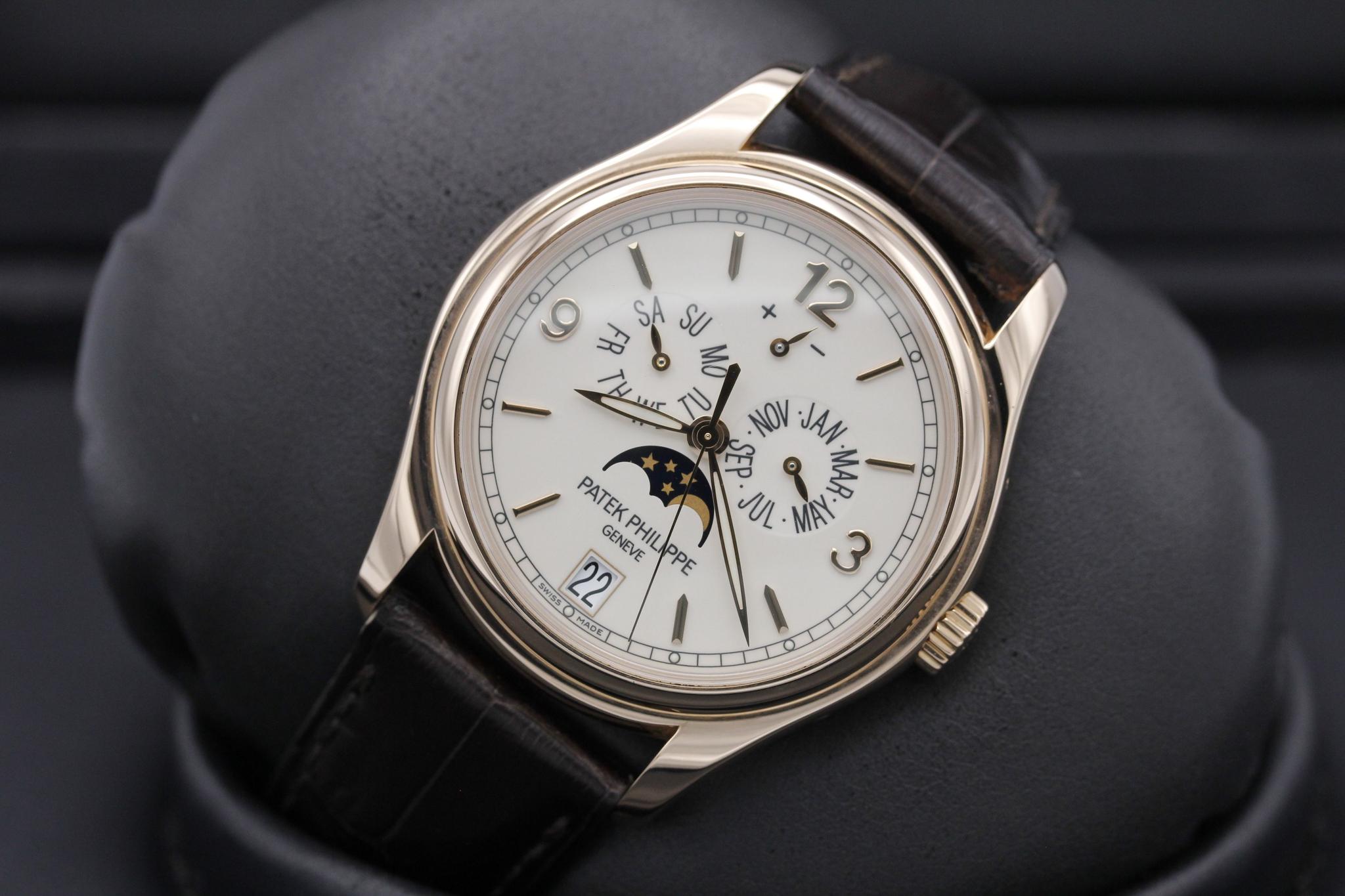 Watch Image 10