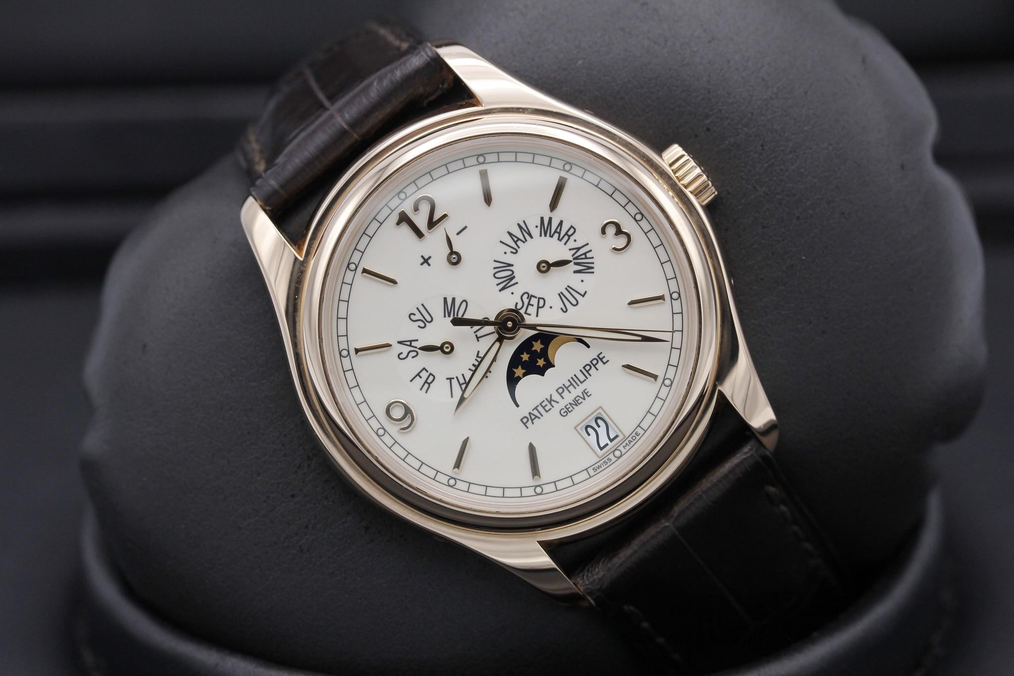 Watch Image 9
