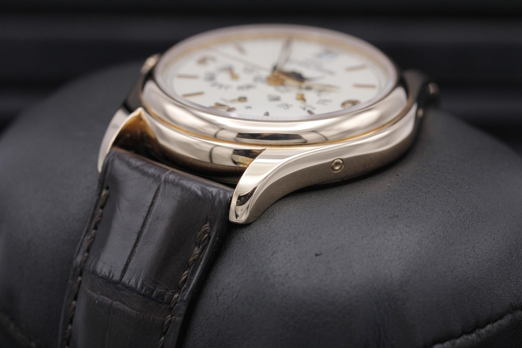 Watch Image 5