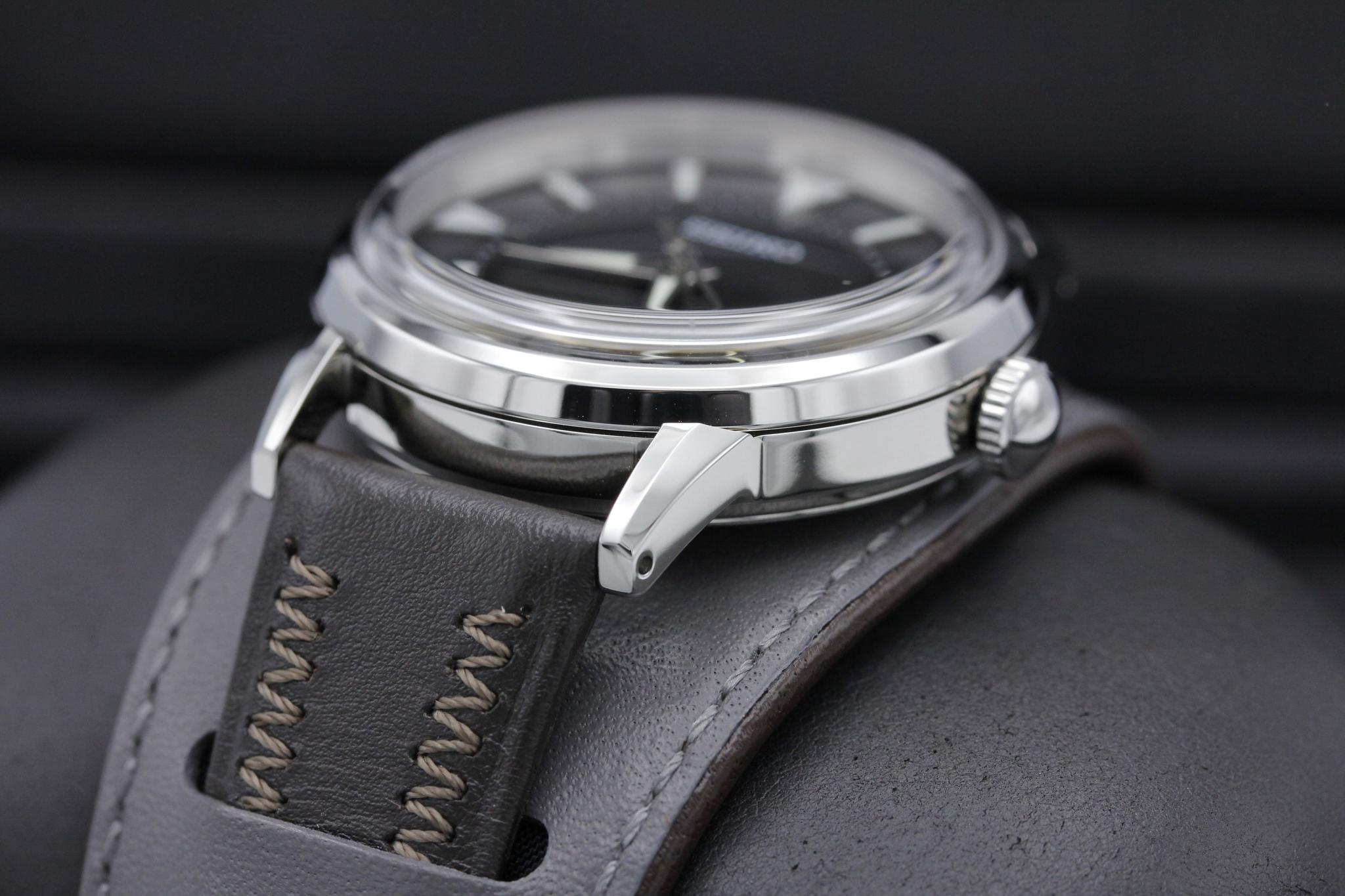 Watch Image 2