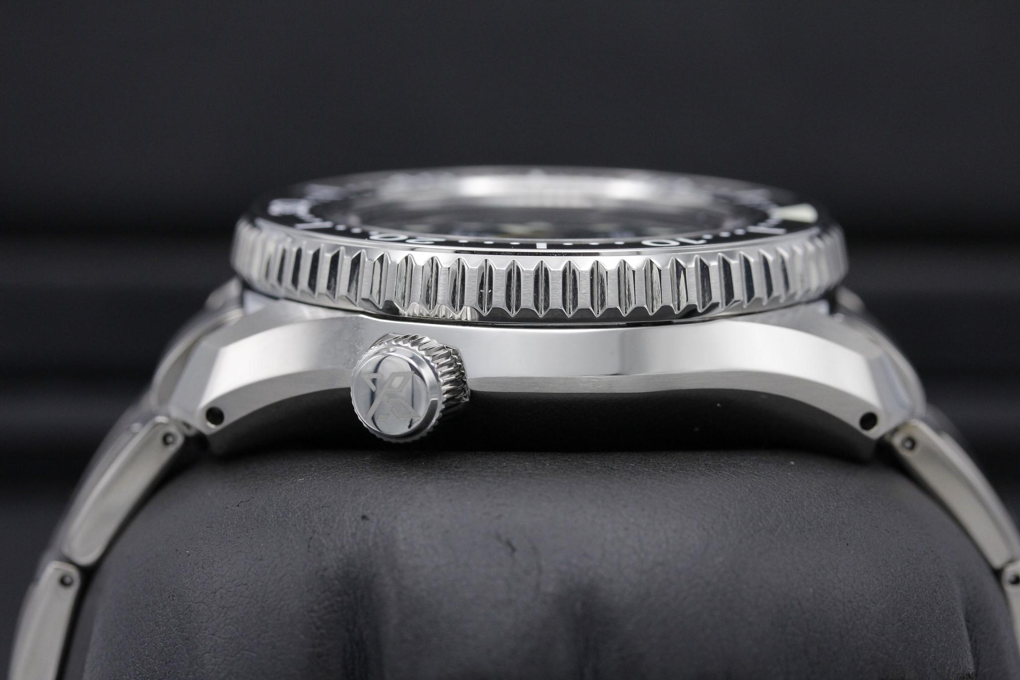 Watch Image 3