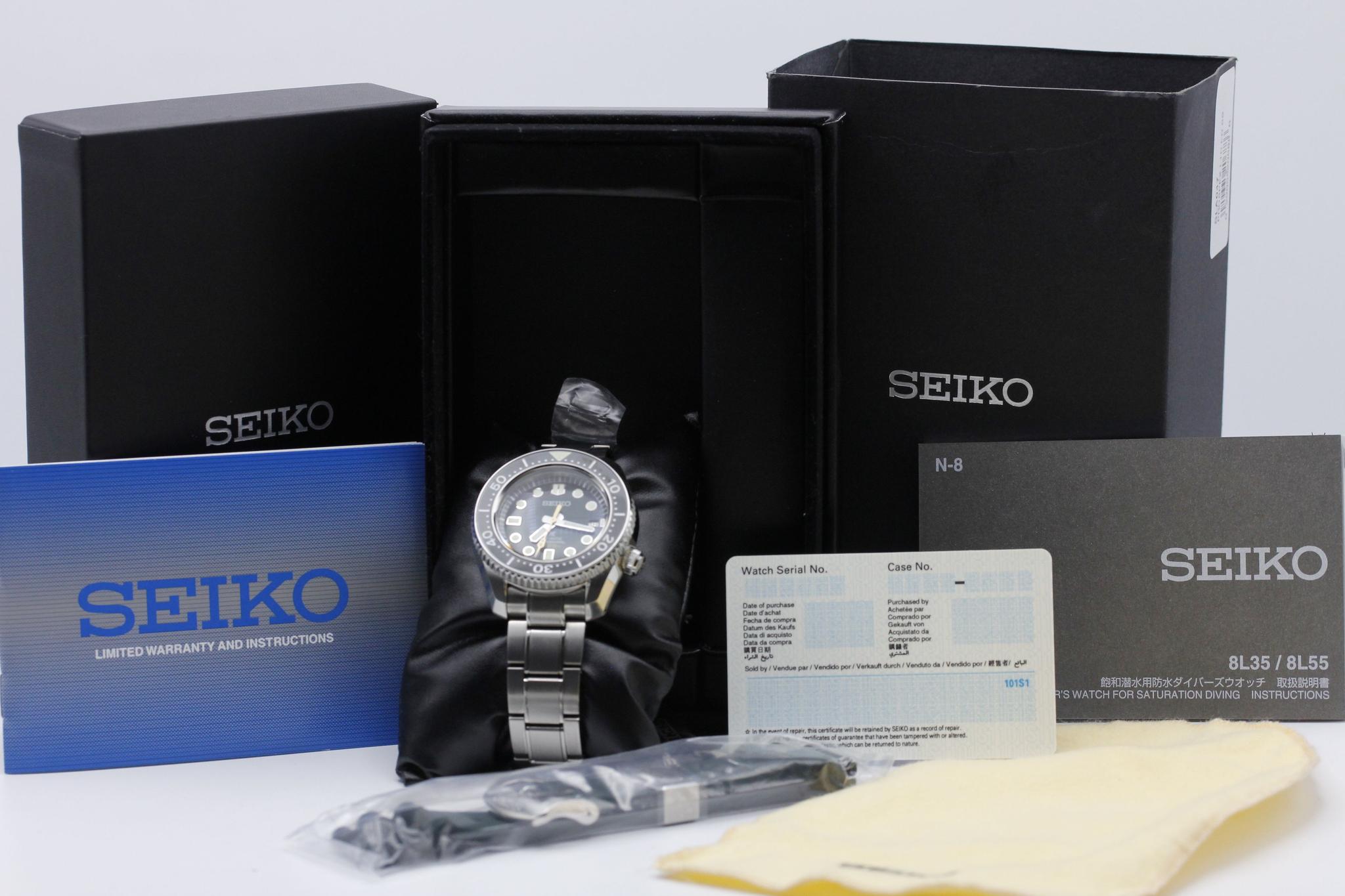 Watch Image 11