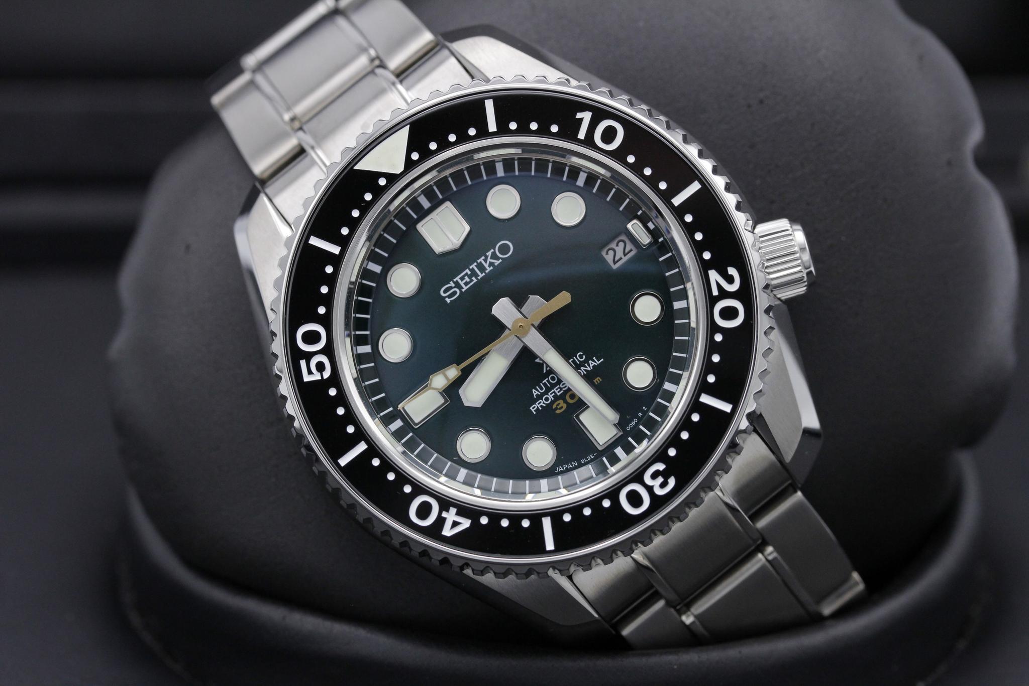 Watch Image 9