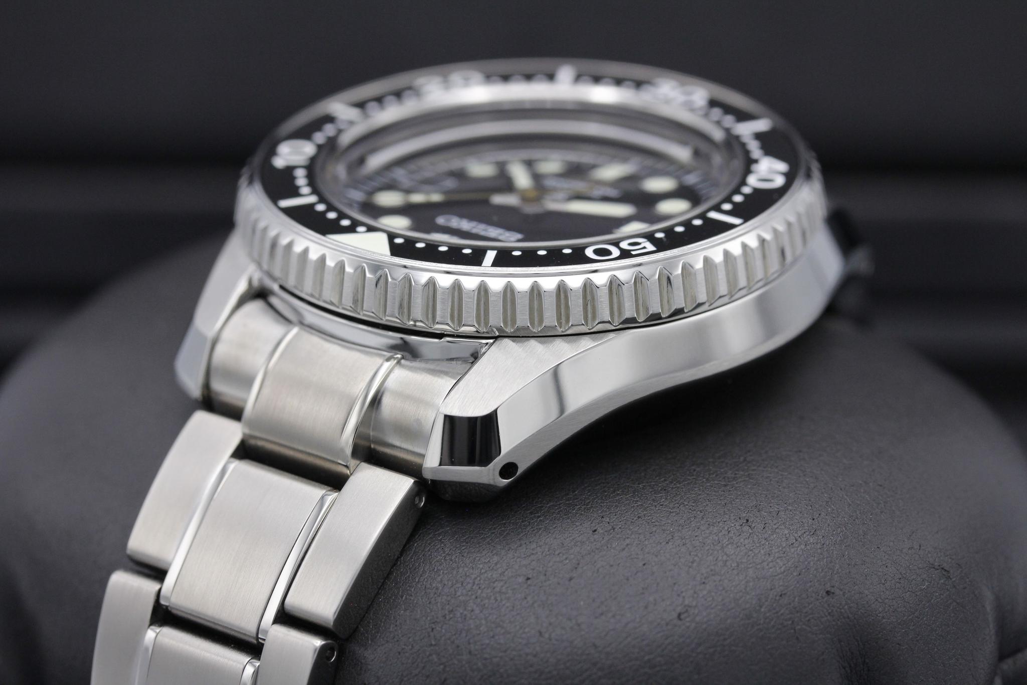 Watch Image 5
