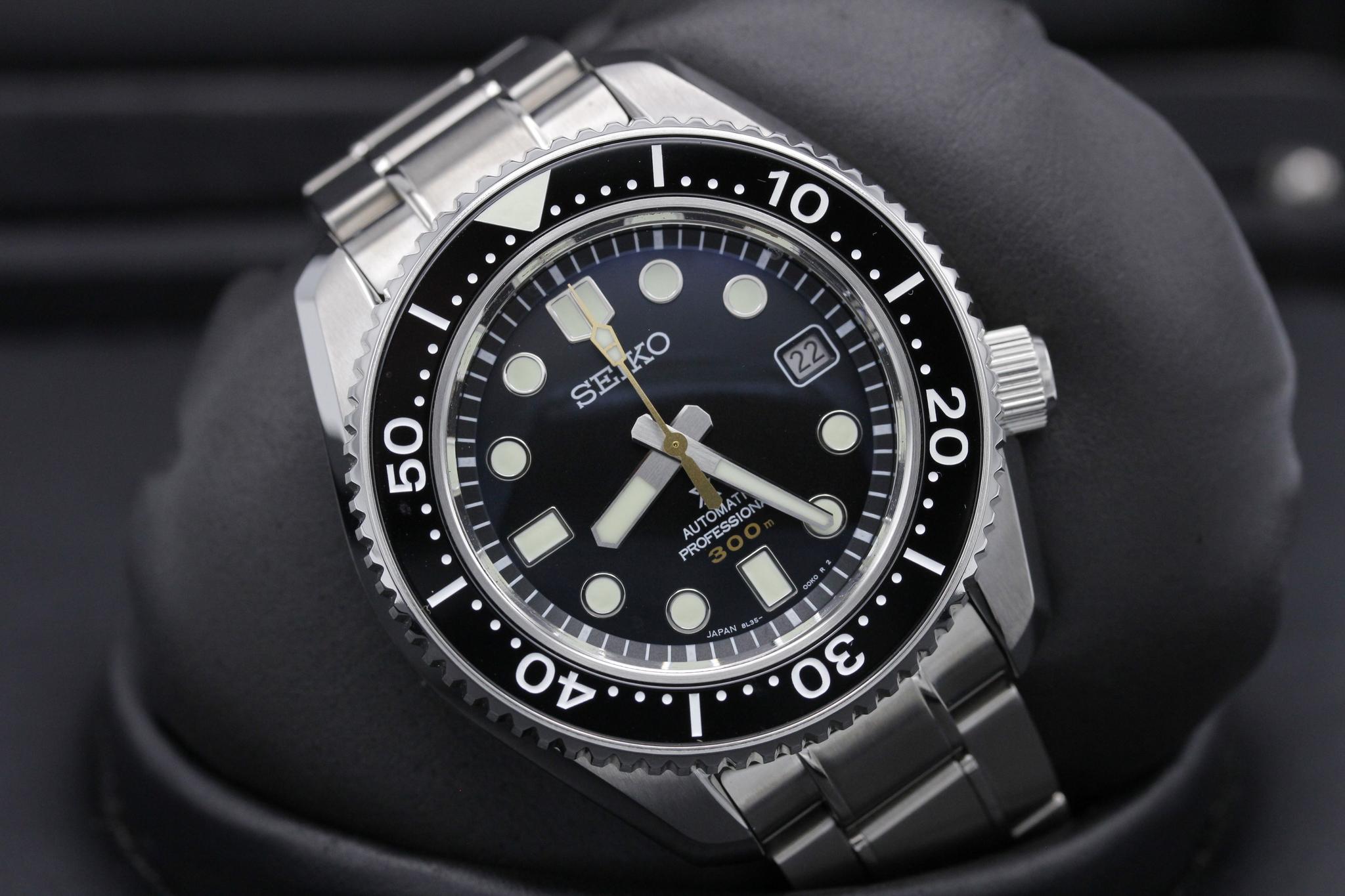 Watch Image 9