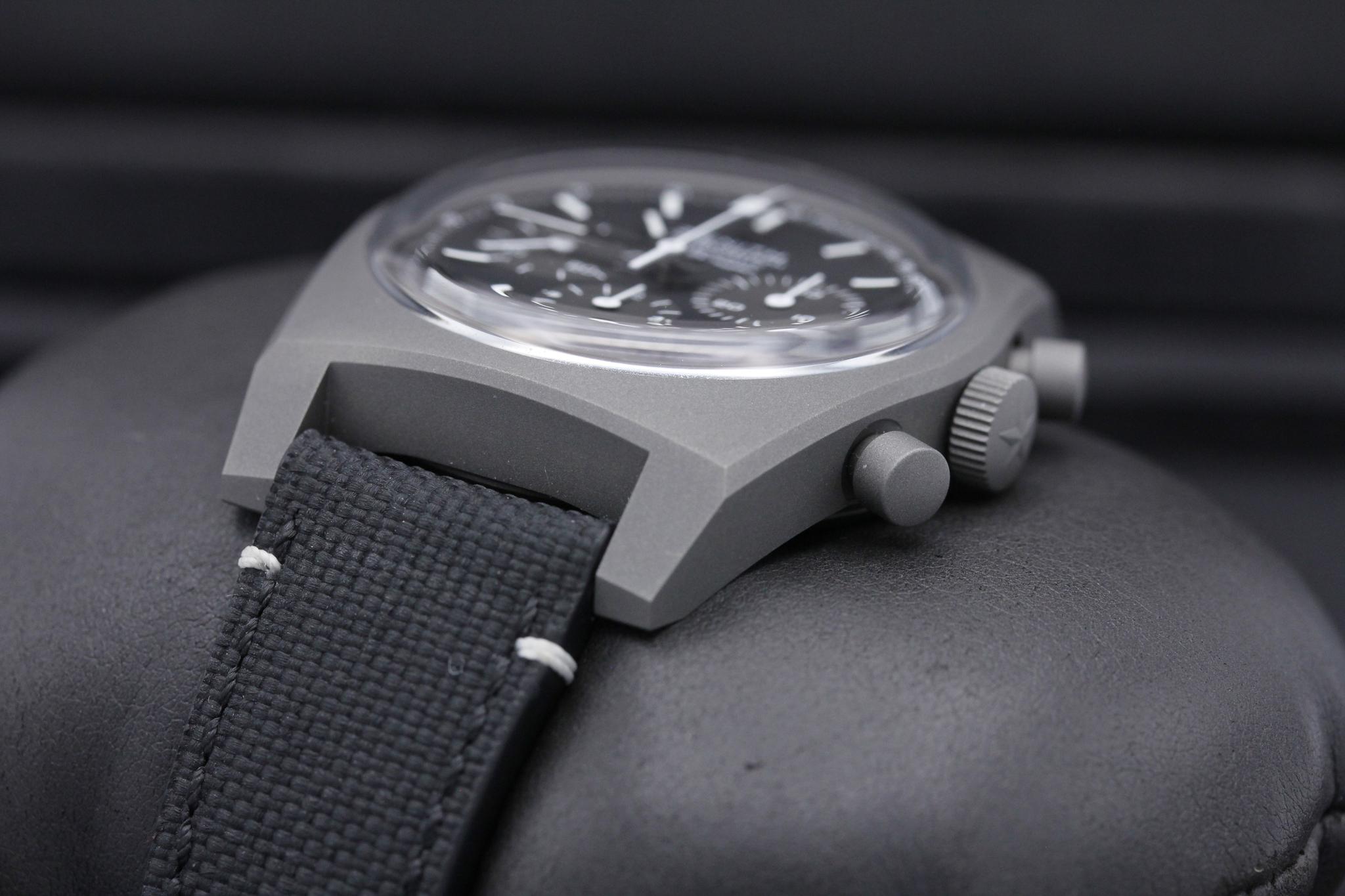 Watch Image 2