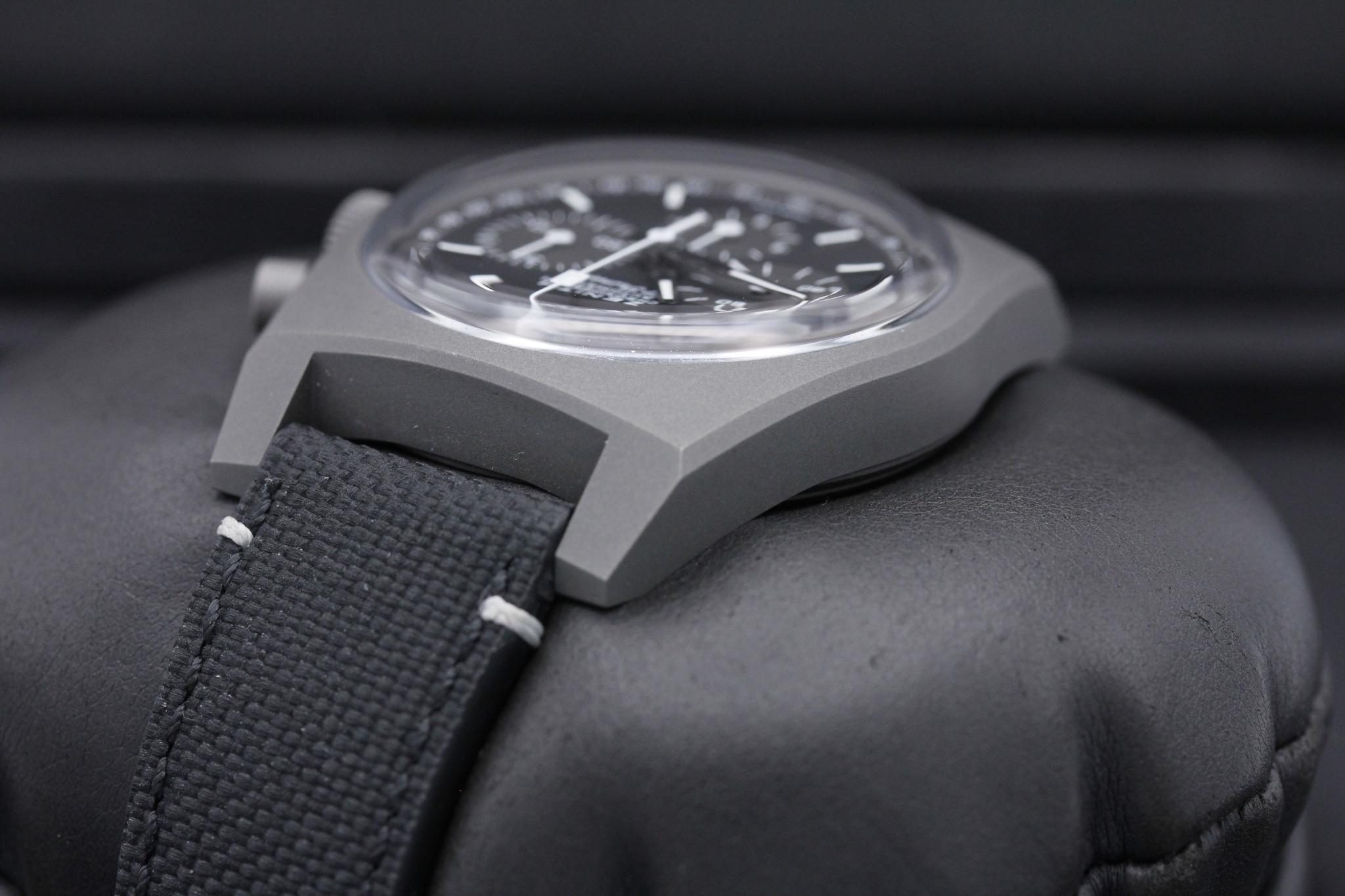 Watch Image 5