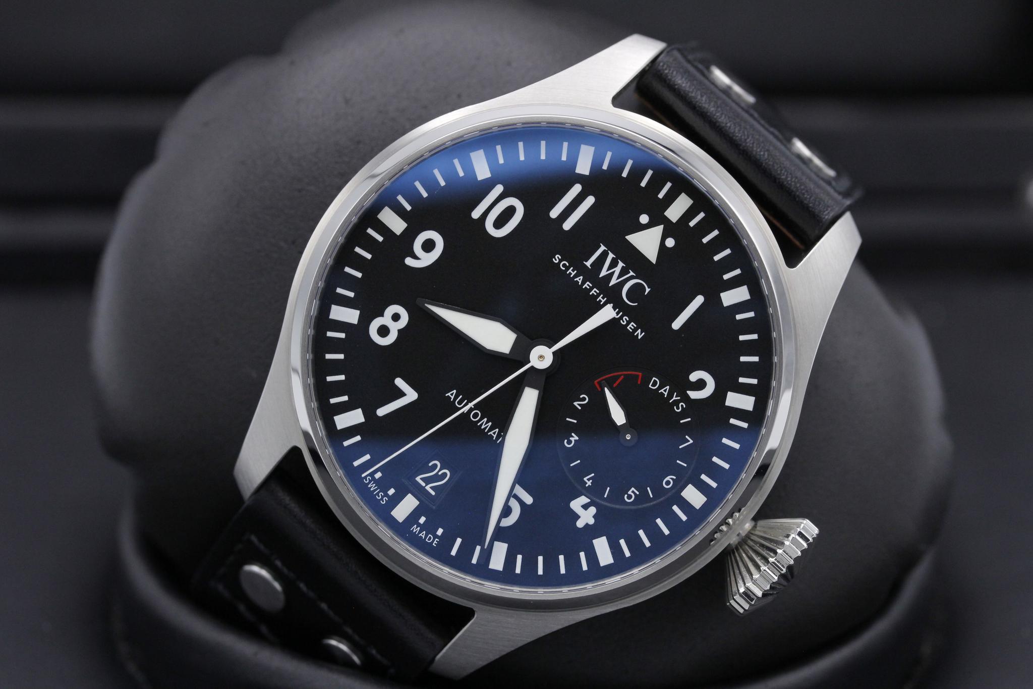 Watch Image 10
