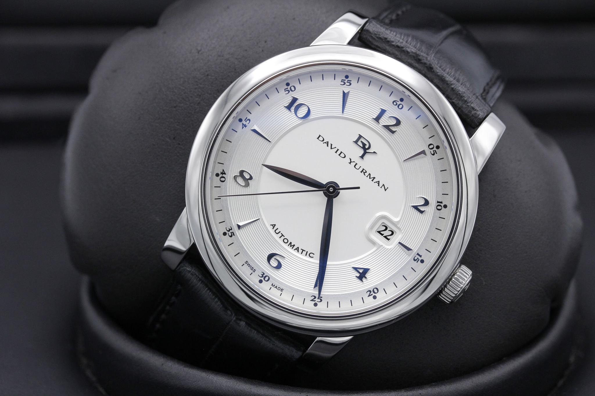 Watch Image 10