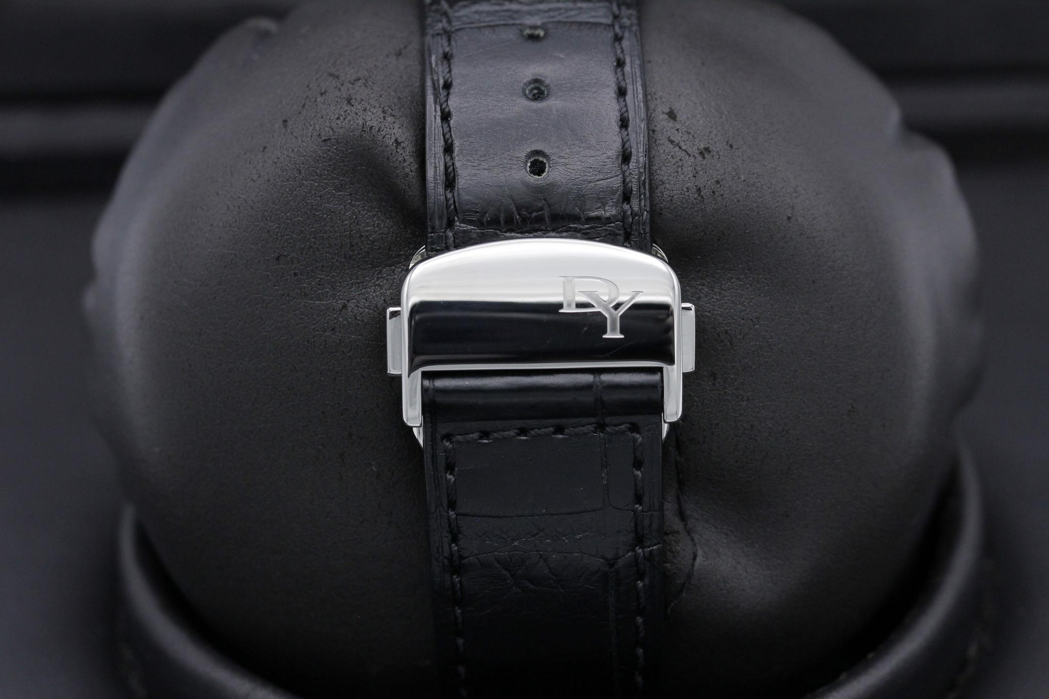 Watch Image 8