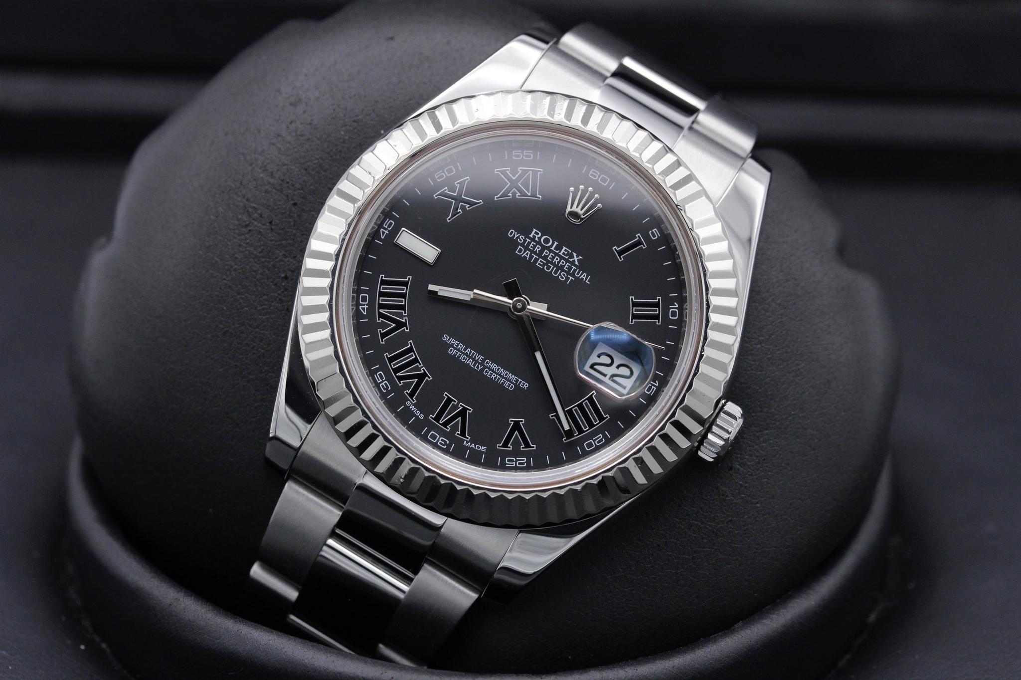 Watch Image 9