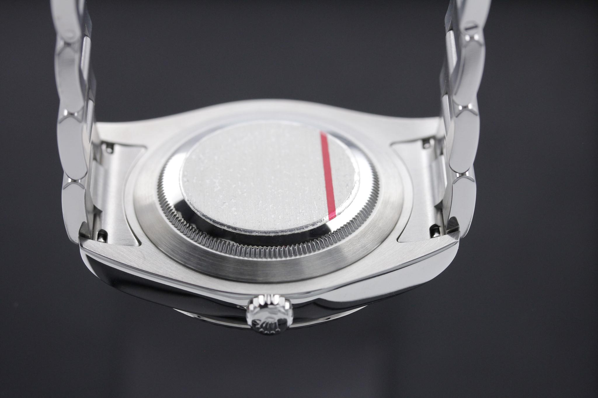Watch Image 7