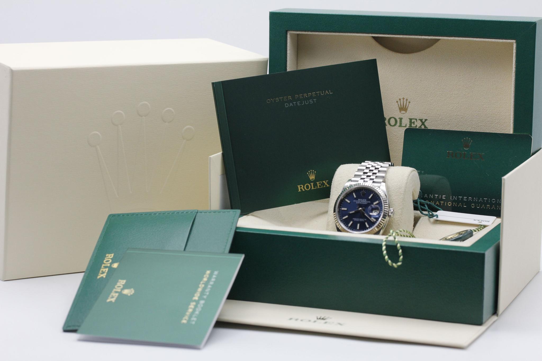 Watch Image 11