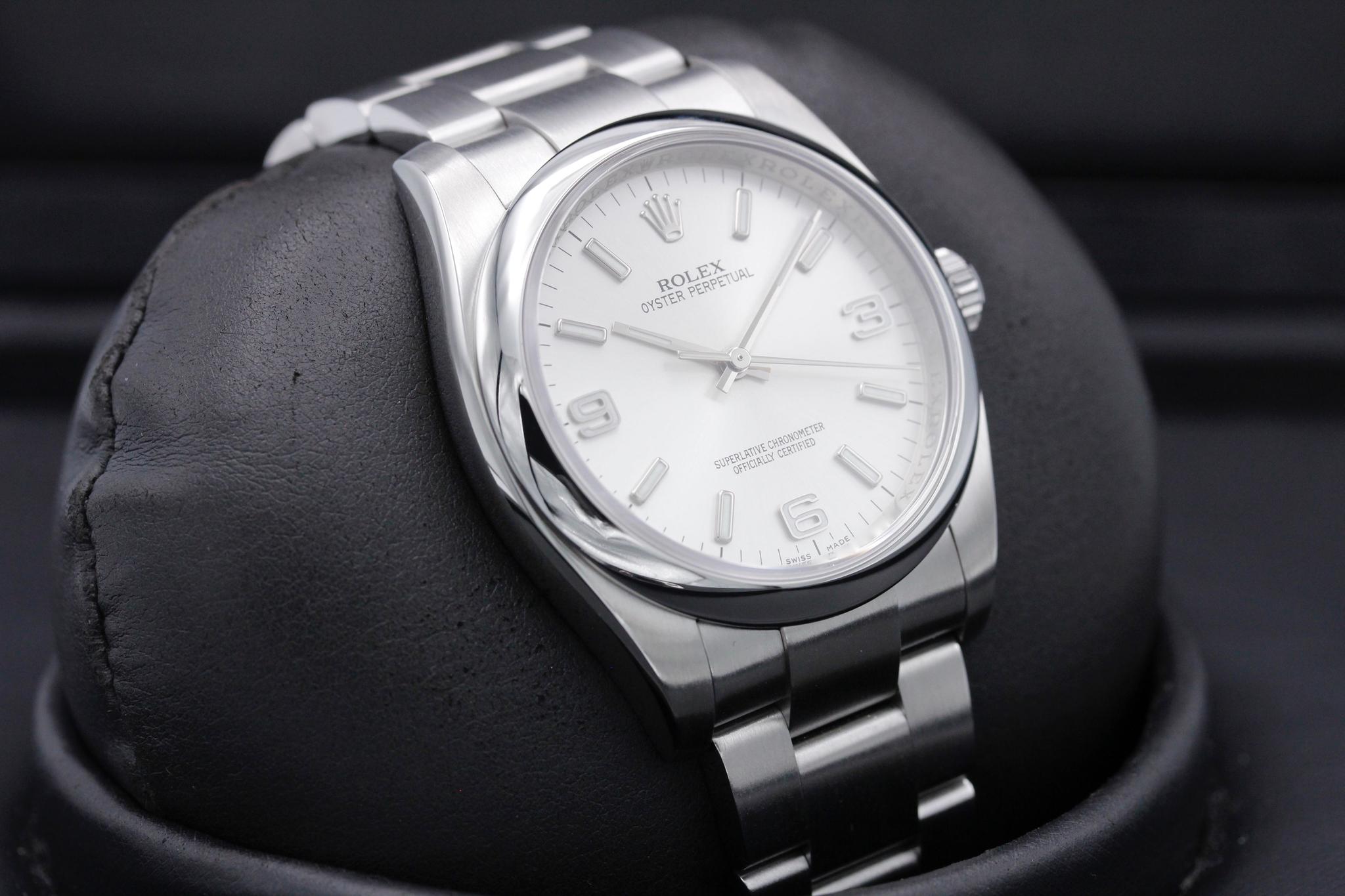Watch Image 10