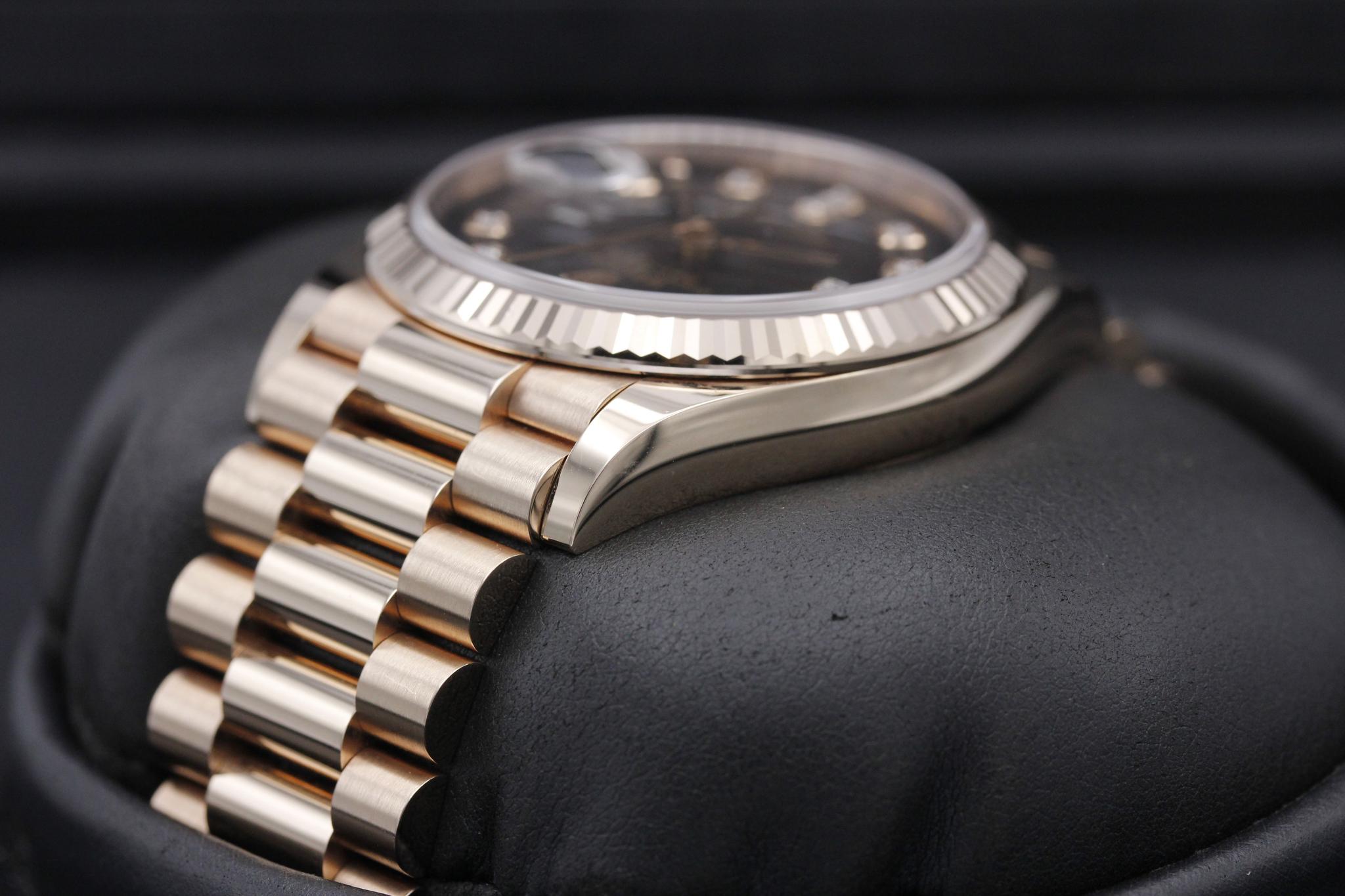 Watch Image 5