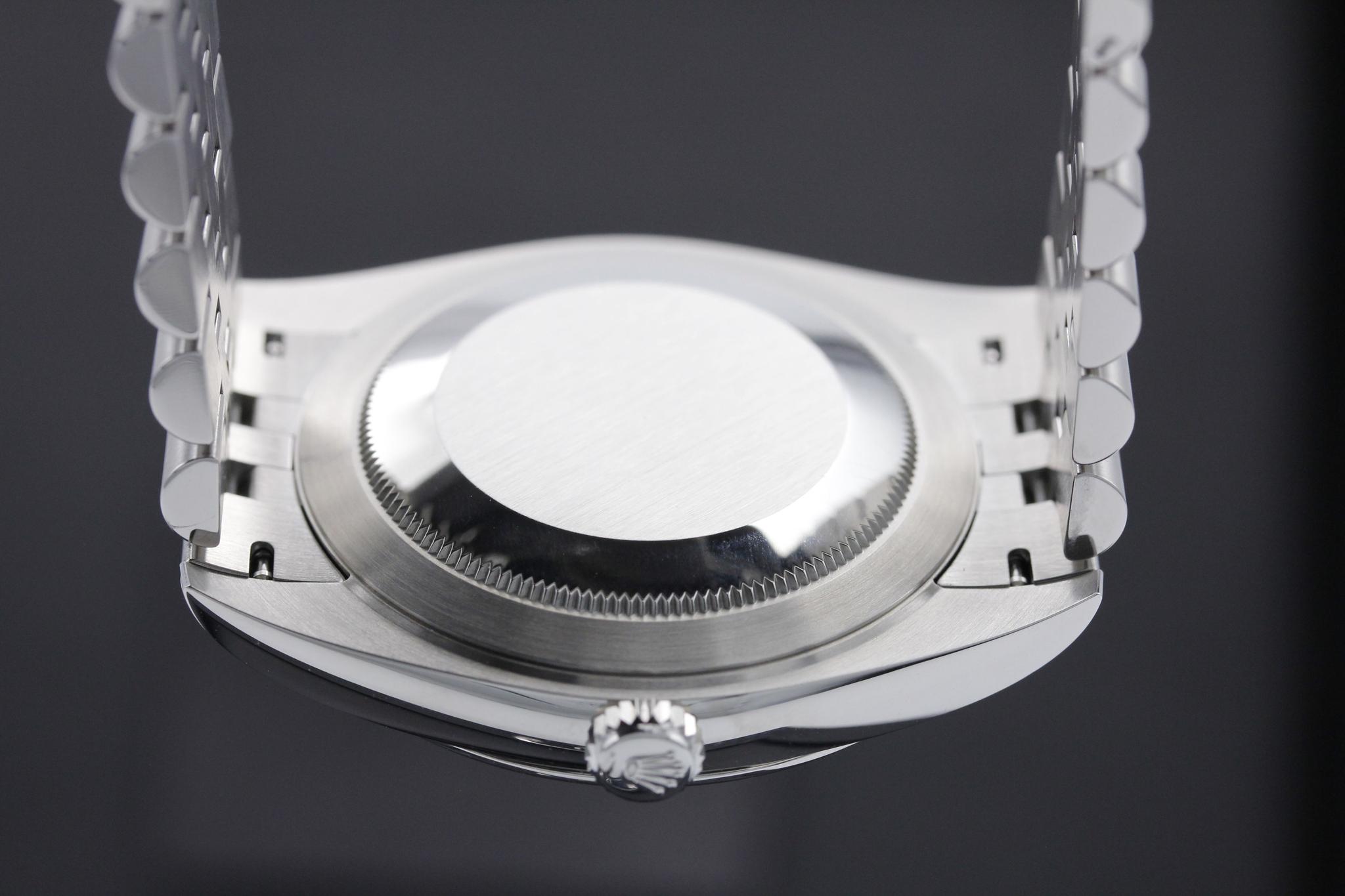 Watch Image 7