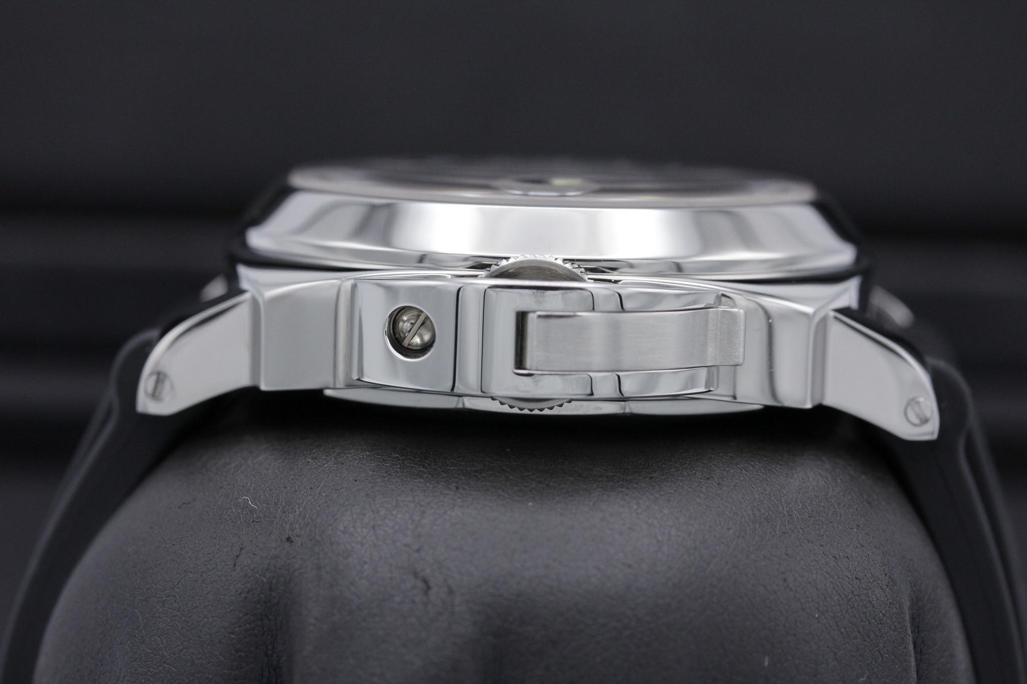 Watch Image 3