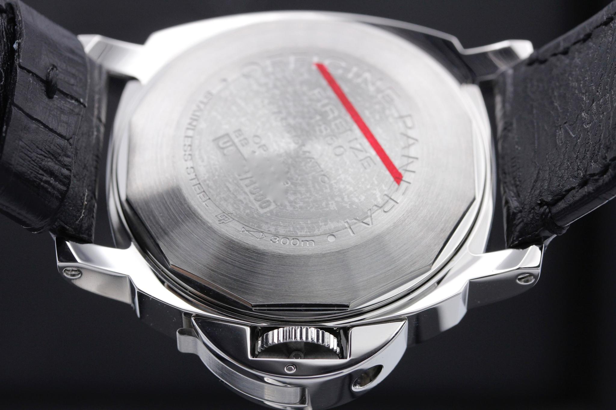 Watch Image 7