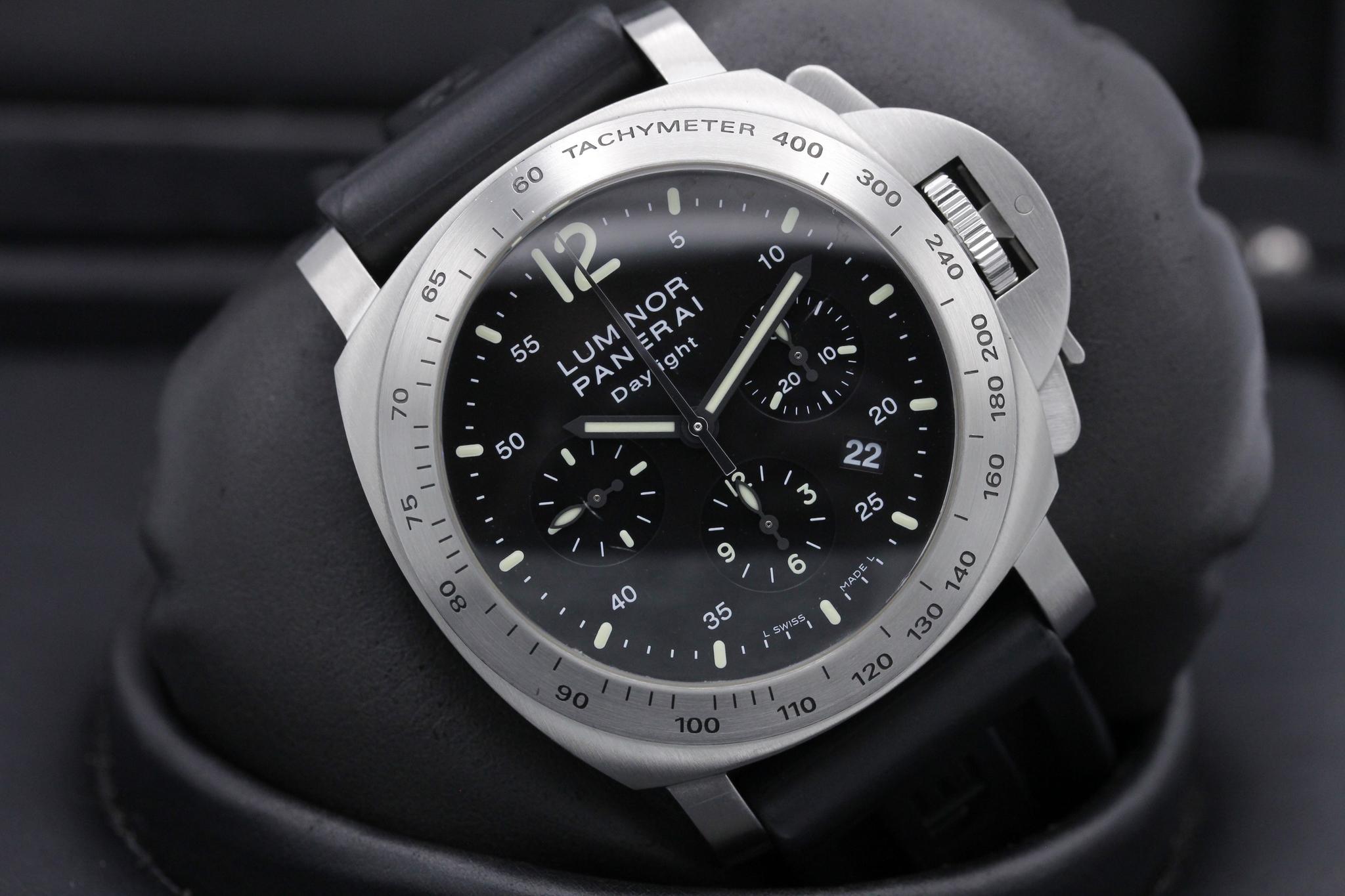 Watch Image 9
