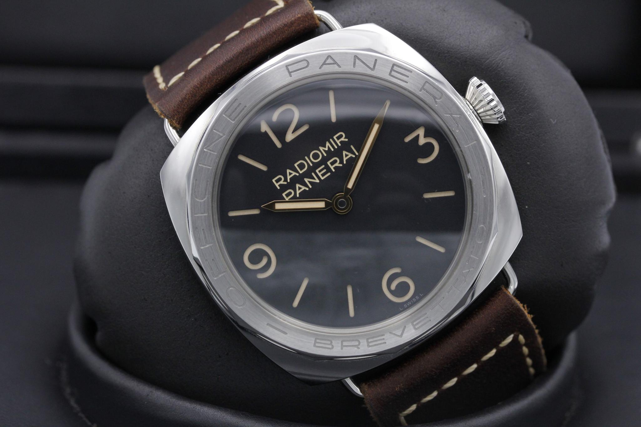 Watch Image 9