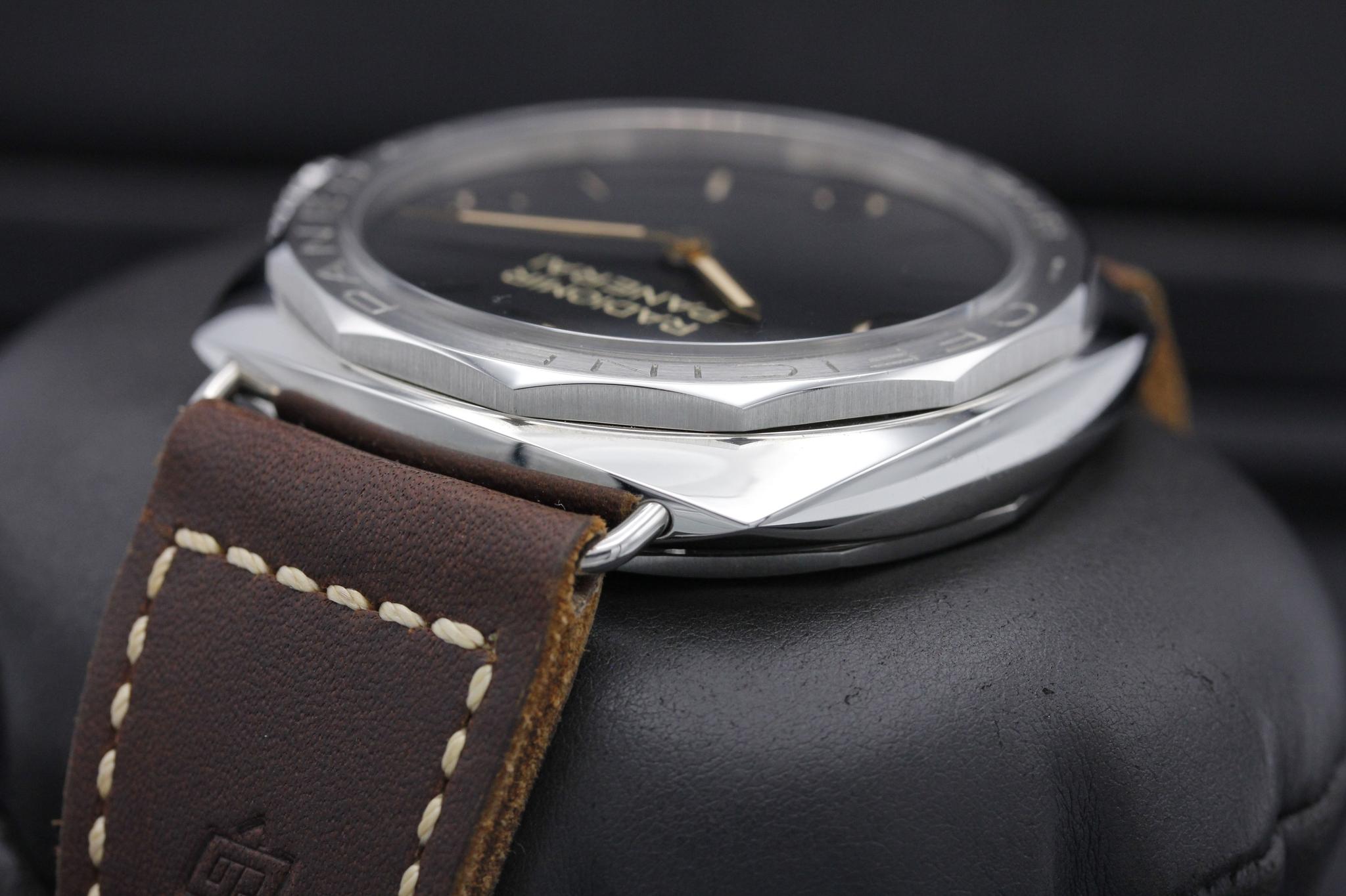 Watch Image 5
