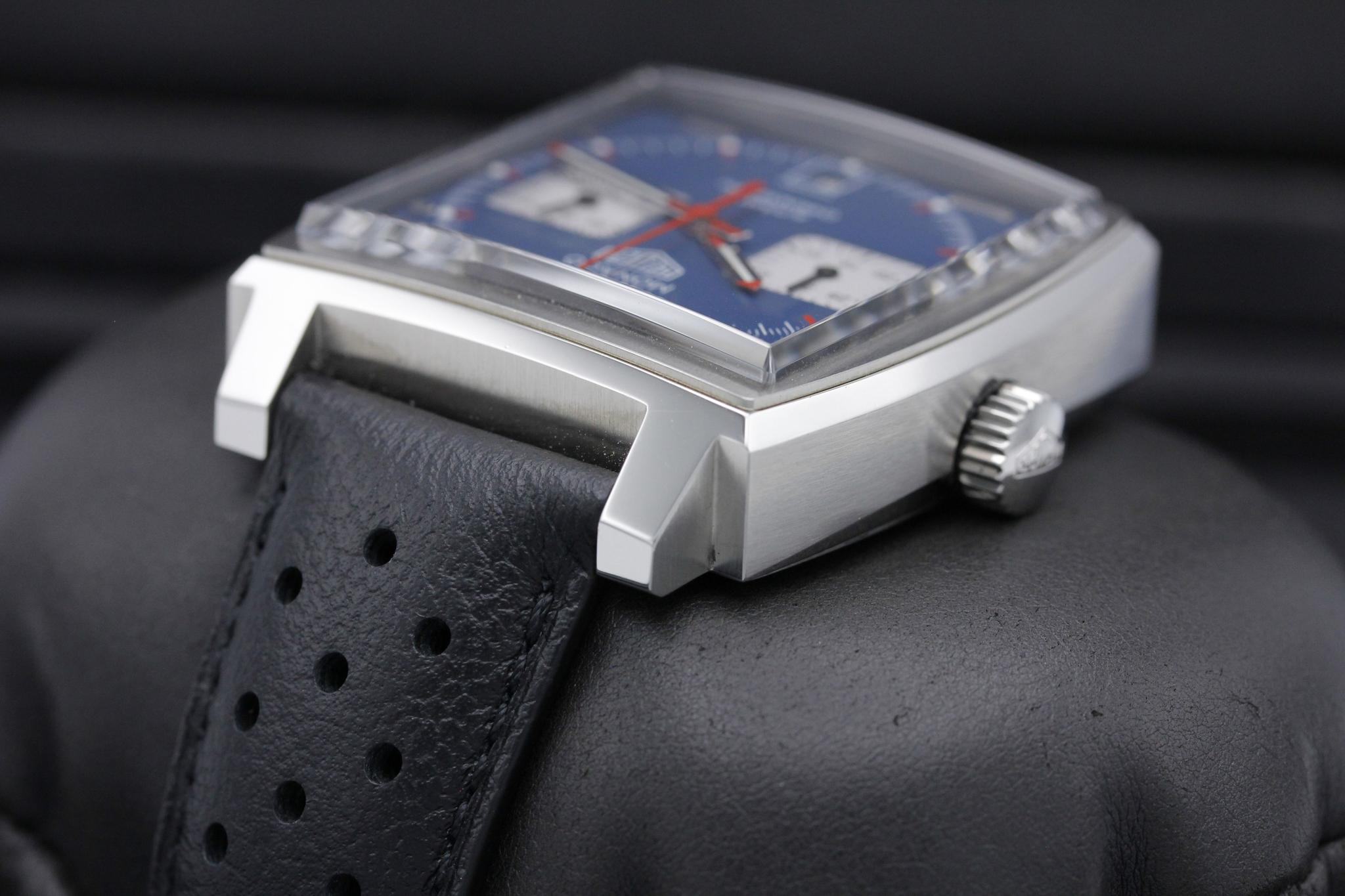Watch Image 2