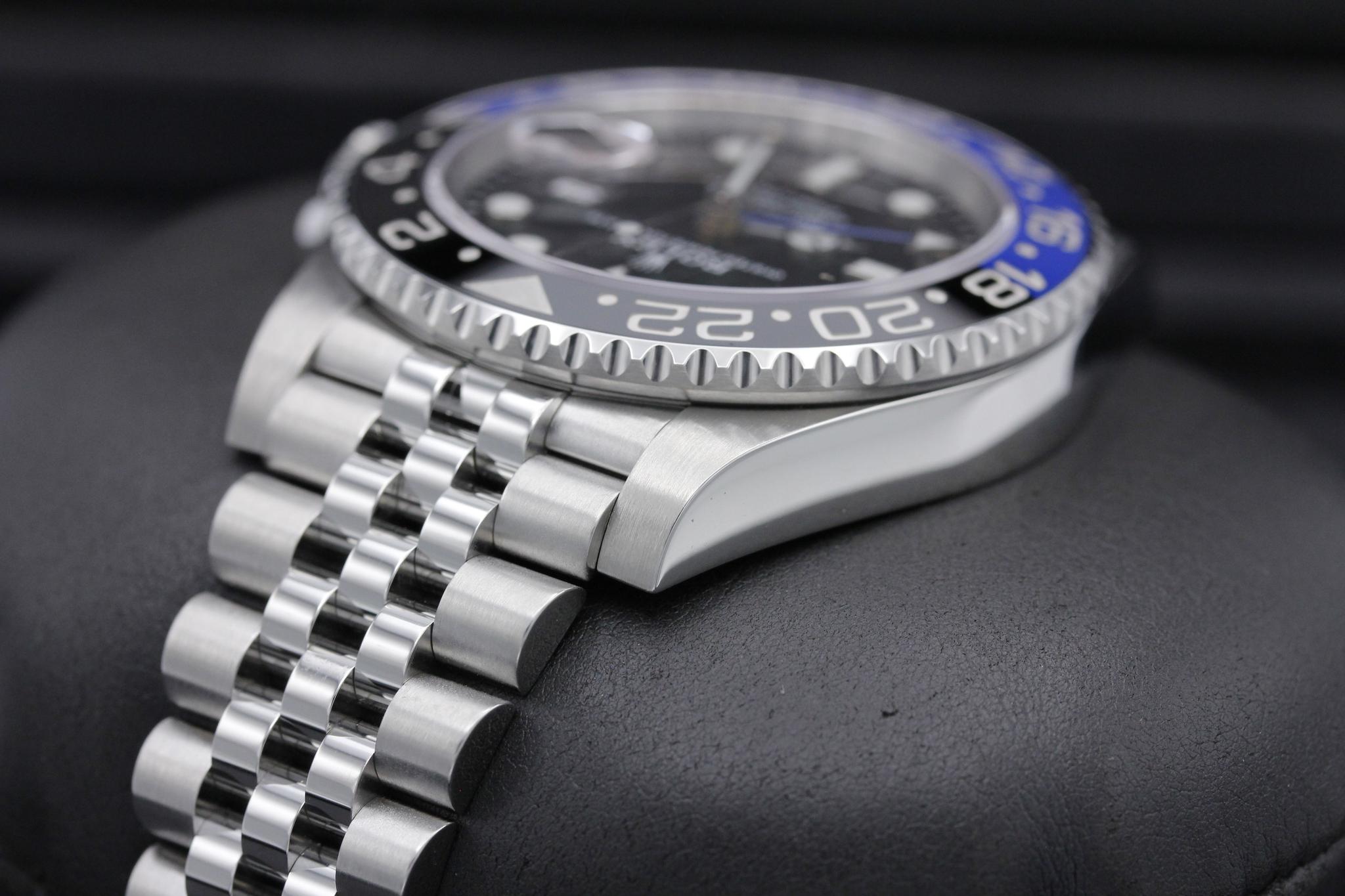 Watch Image 5