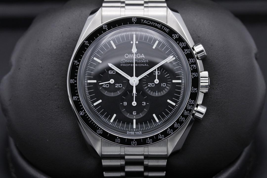 Omega Speedmaster "Hesalite" 310.30.42.50.01.001
