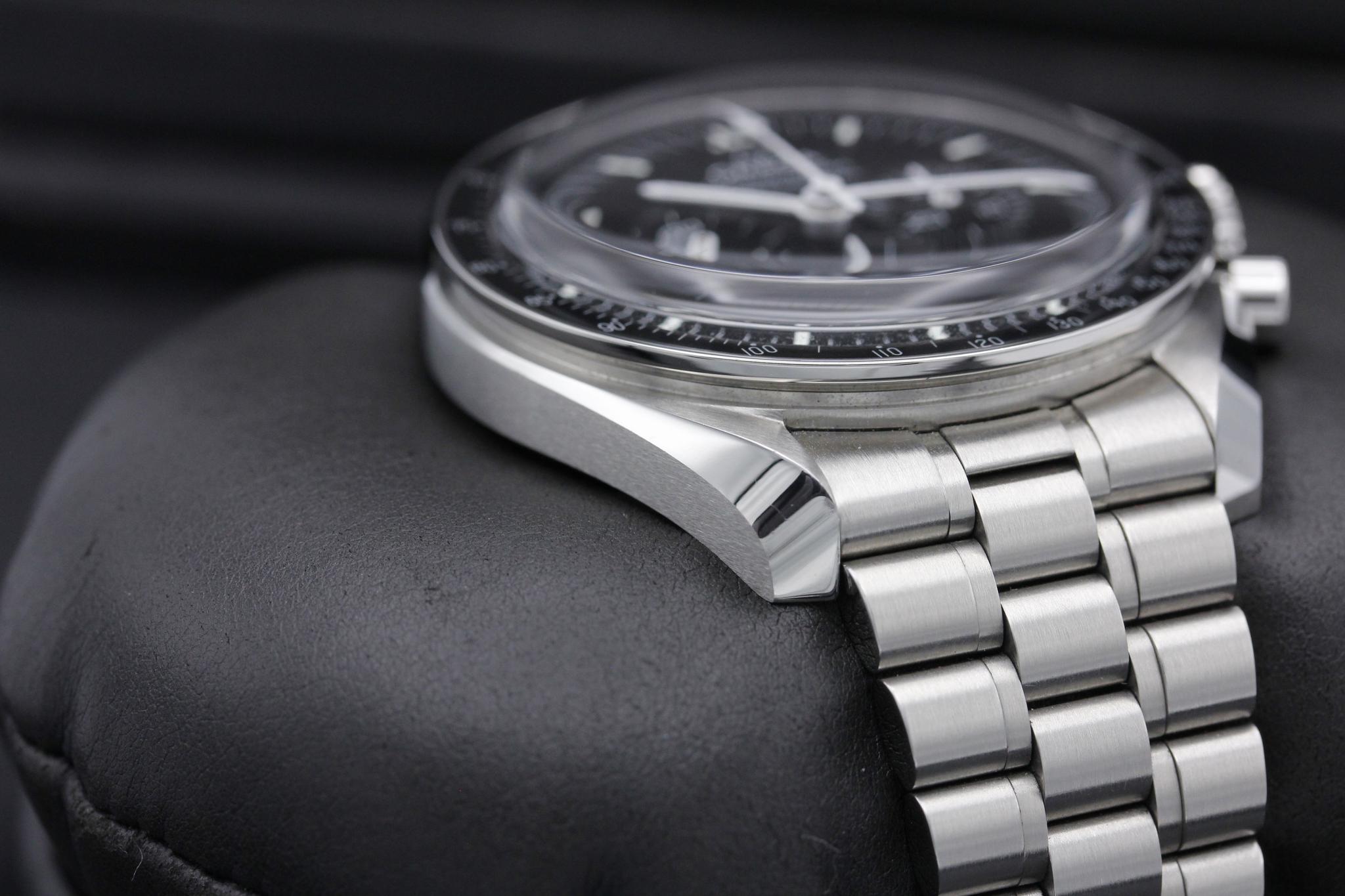 Watch Image 6