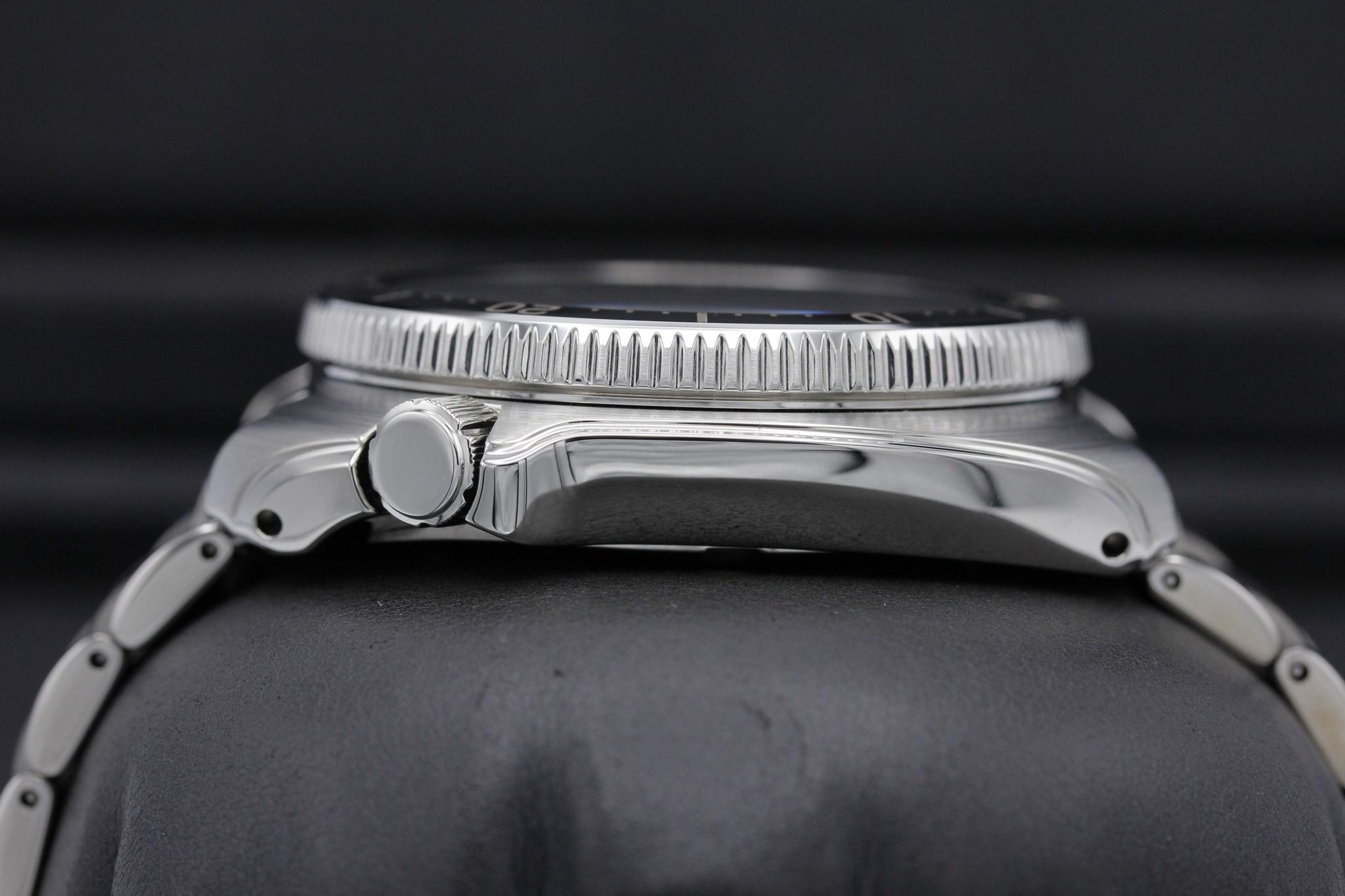 Watch Image 3