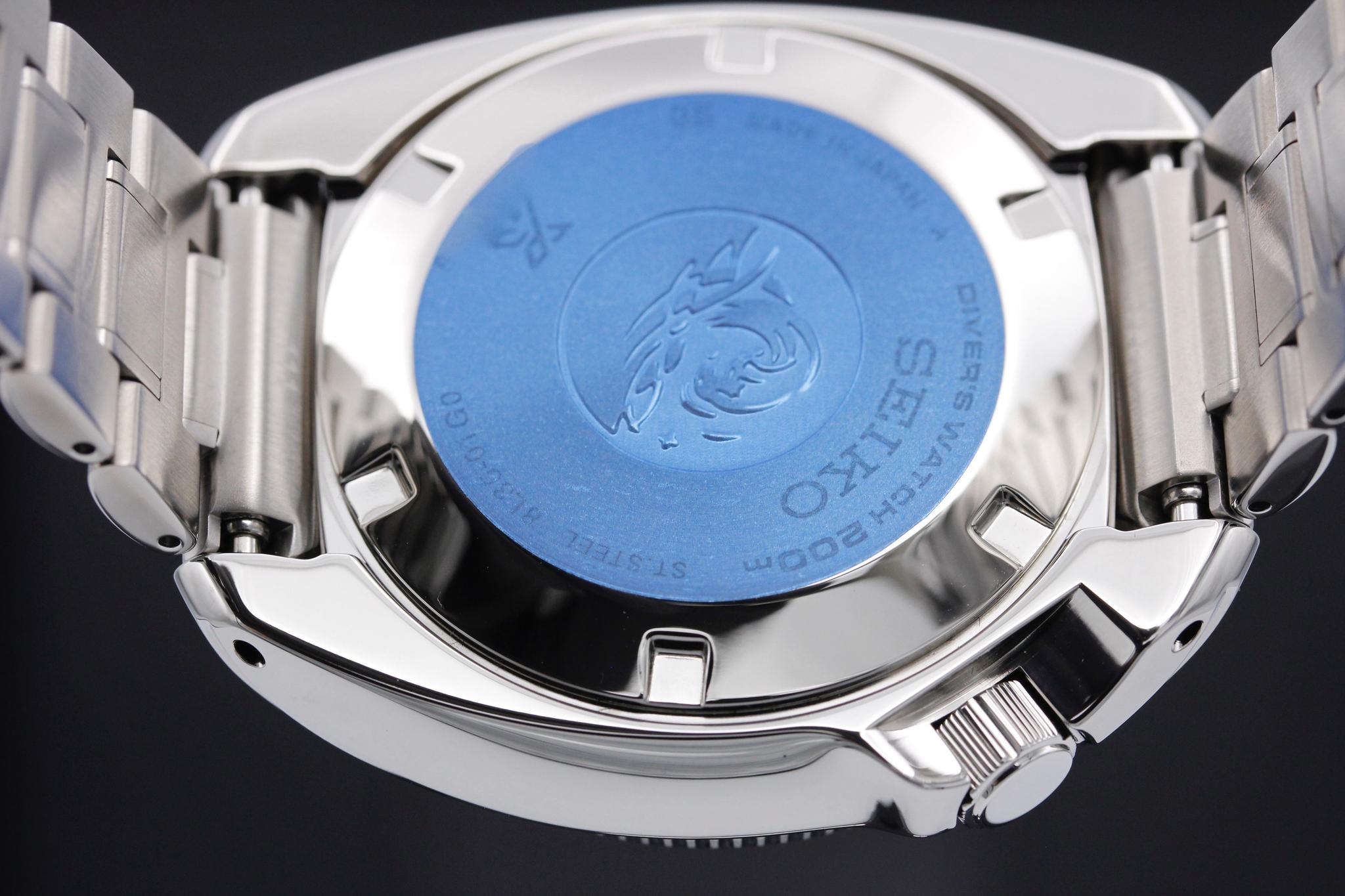 Watch Image 7