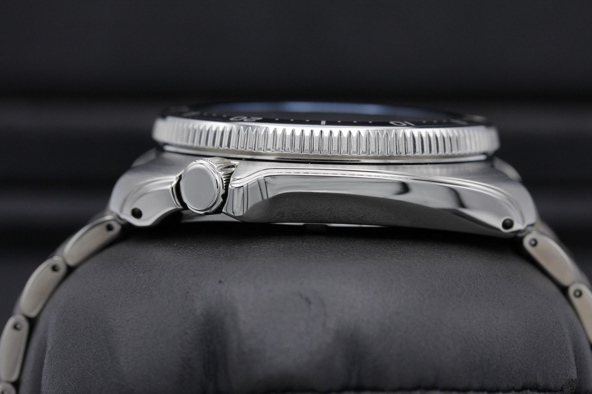Watch Image 3