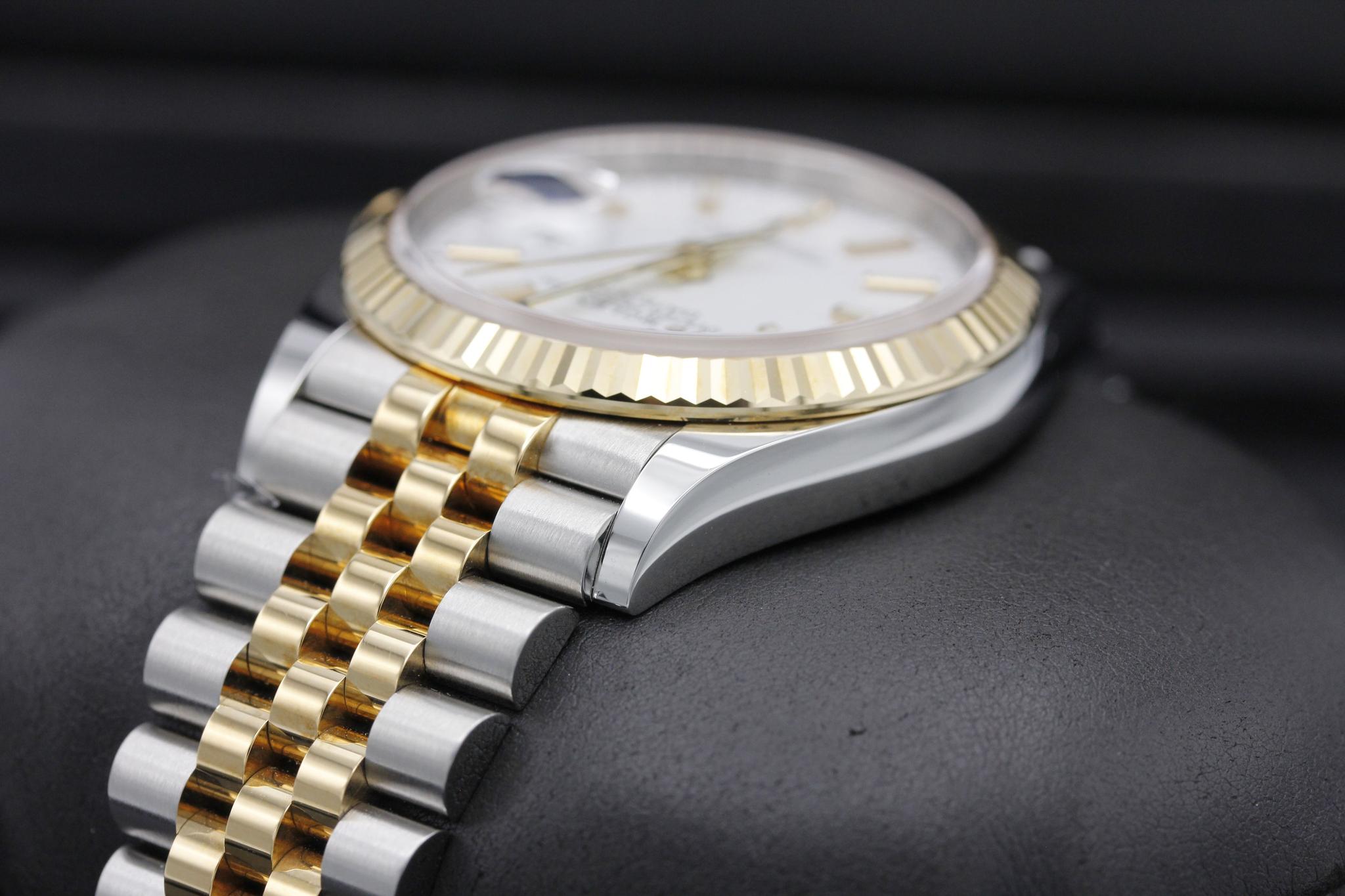 Watch Image 5