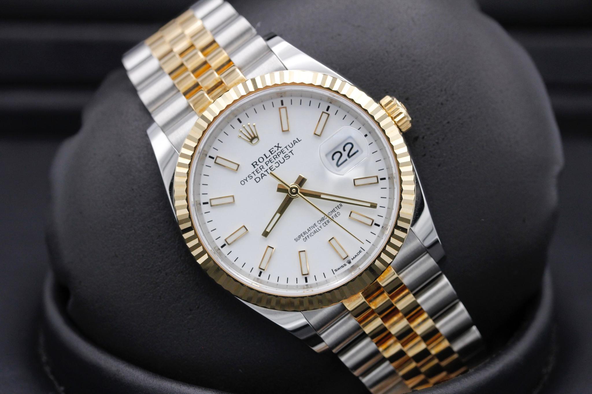 Watch Image 9