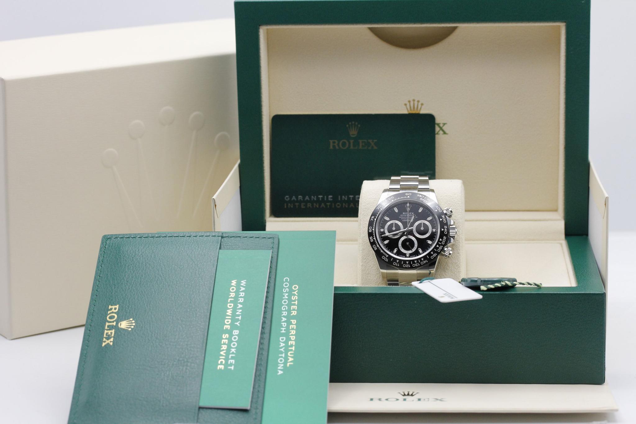 Watch Image 11