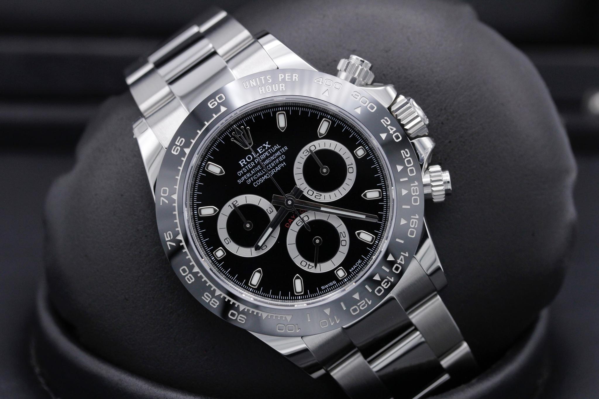 Watch Image 9