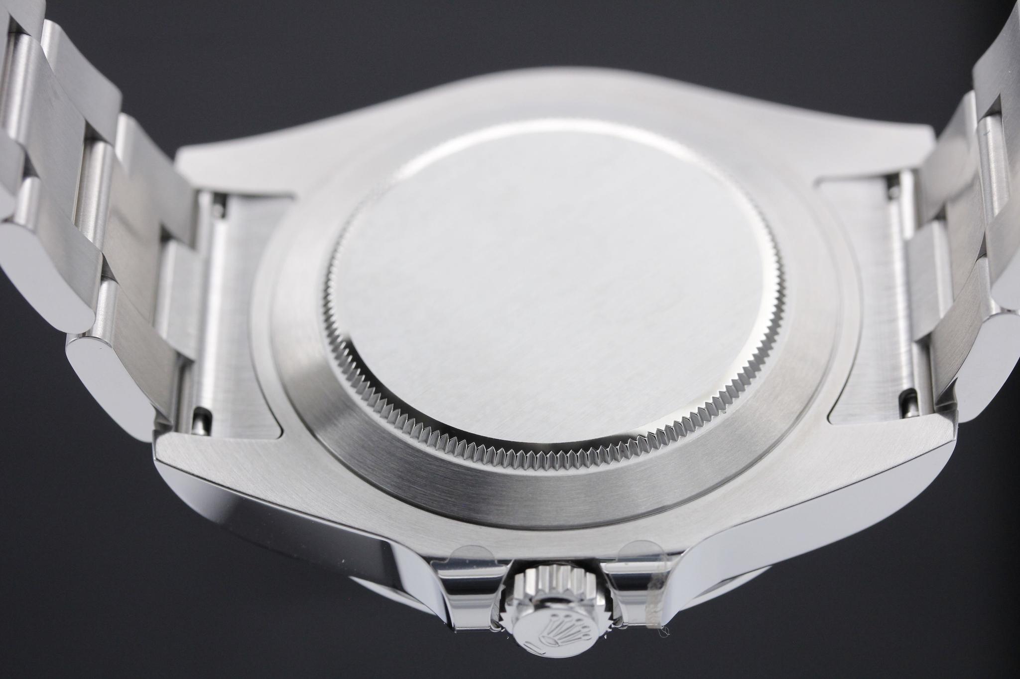 Watch Image 7