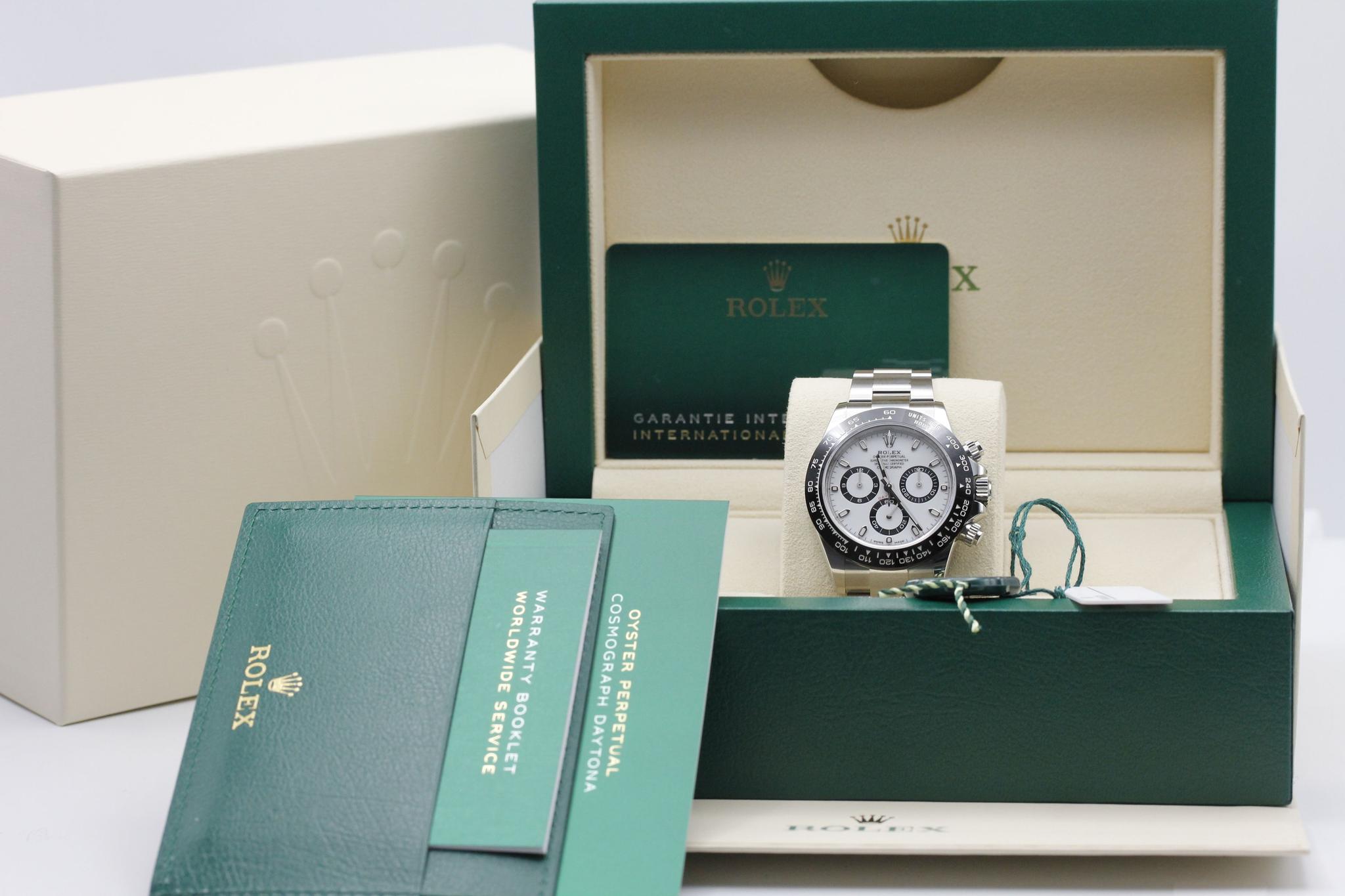 Watch Image 11