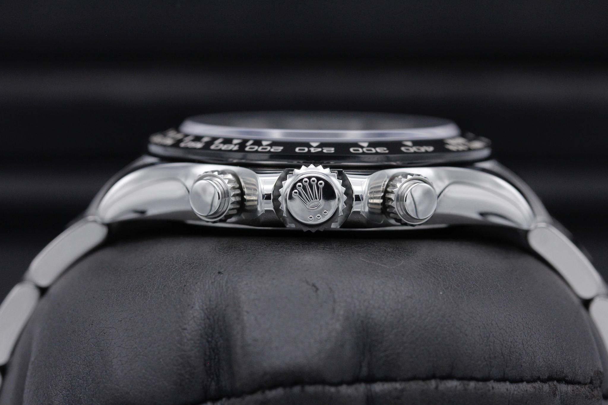 Watch Image 3