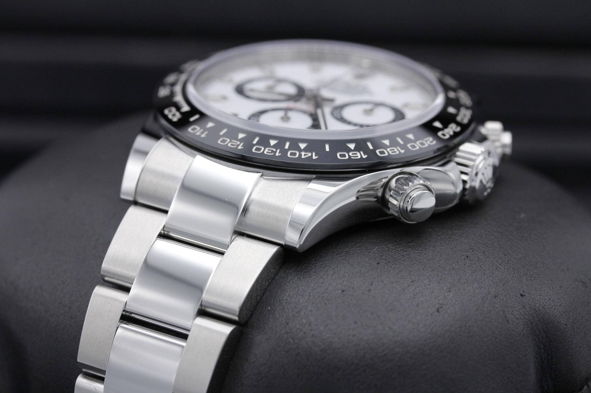 Watch Image 2