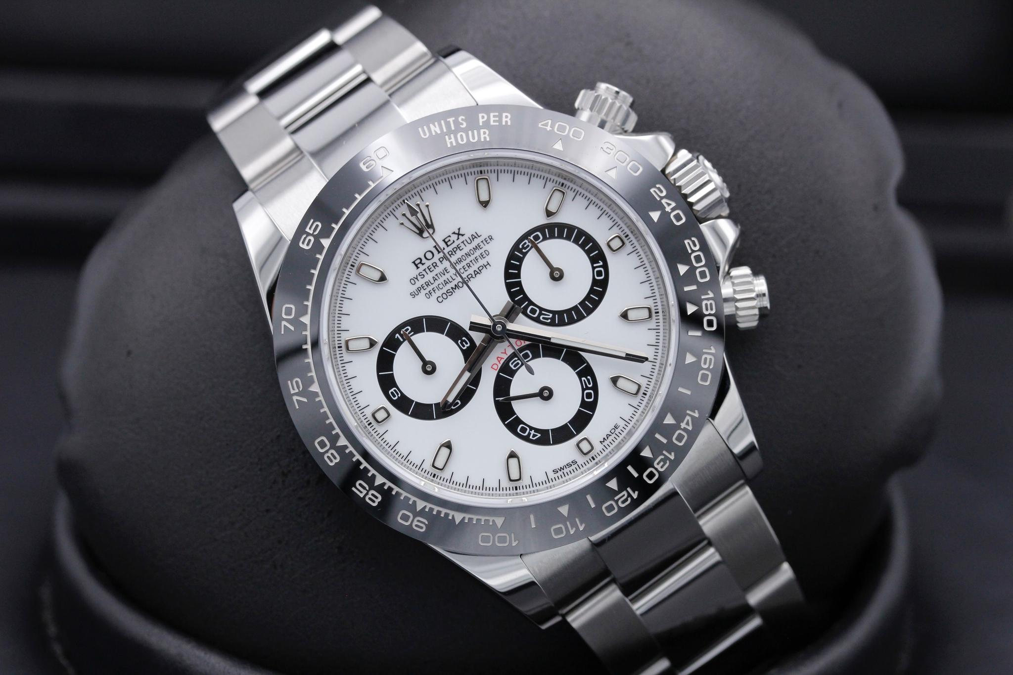 Watch Image 9