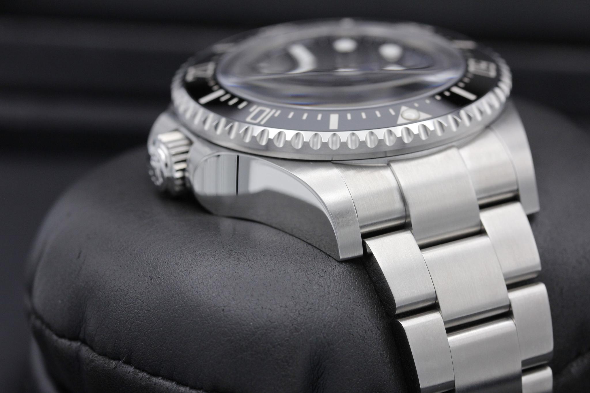 Watch Image 4