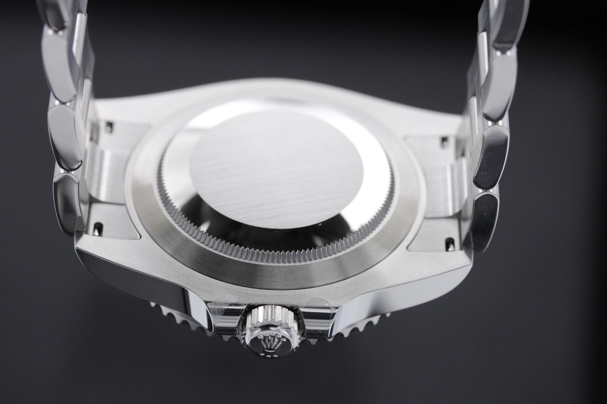 Watch Image 7