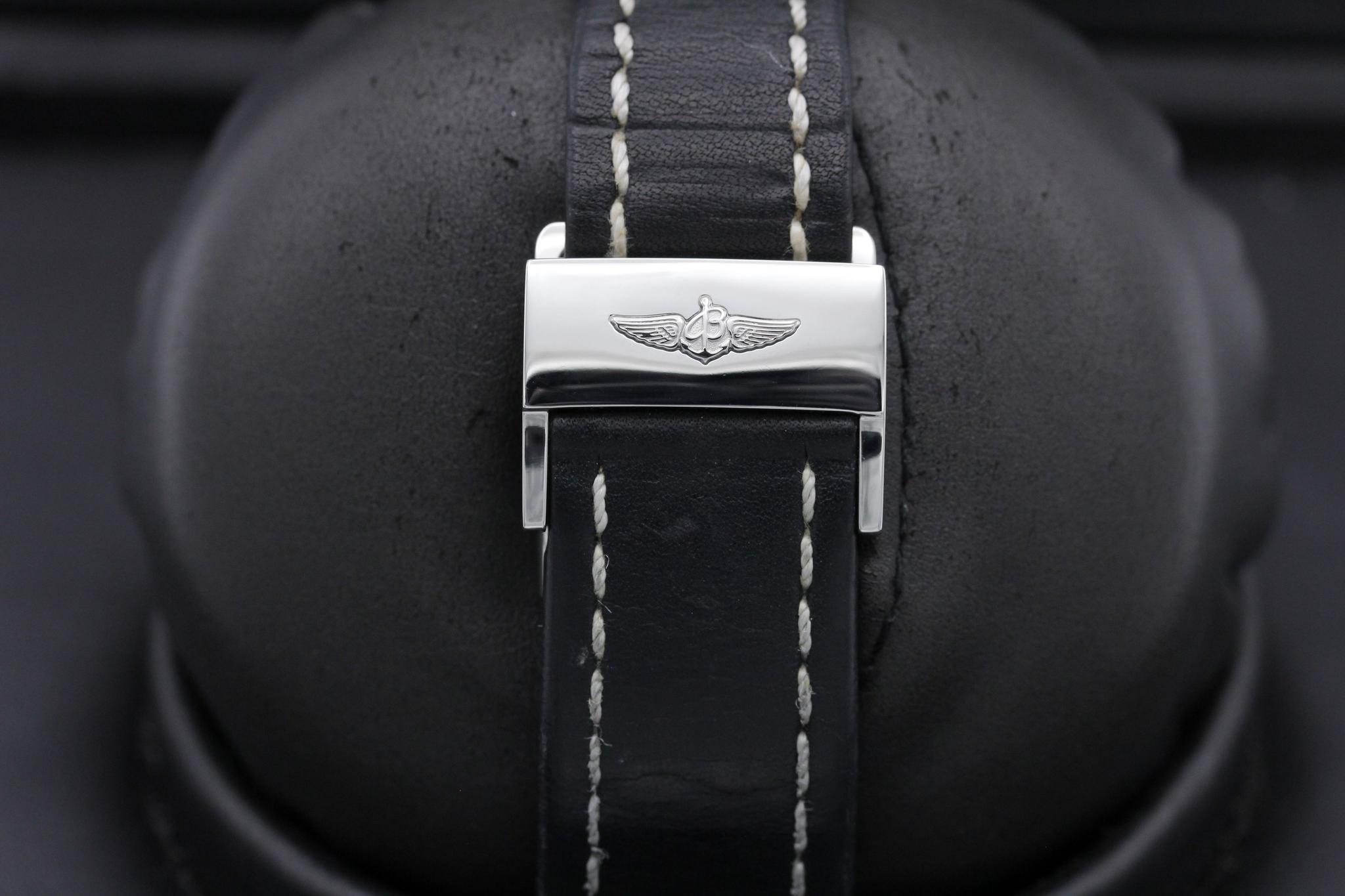 Watch Image 8