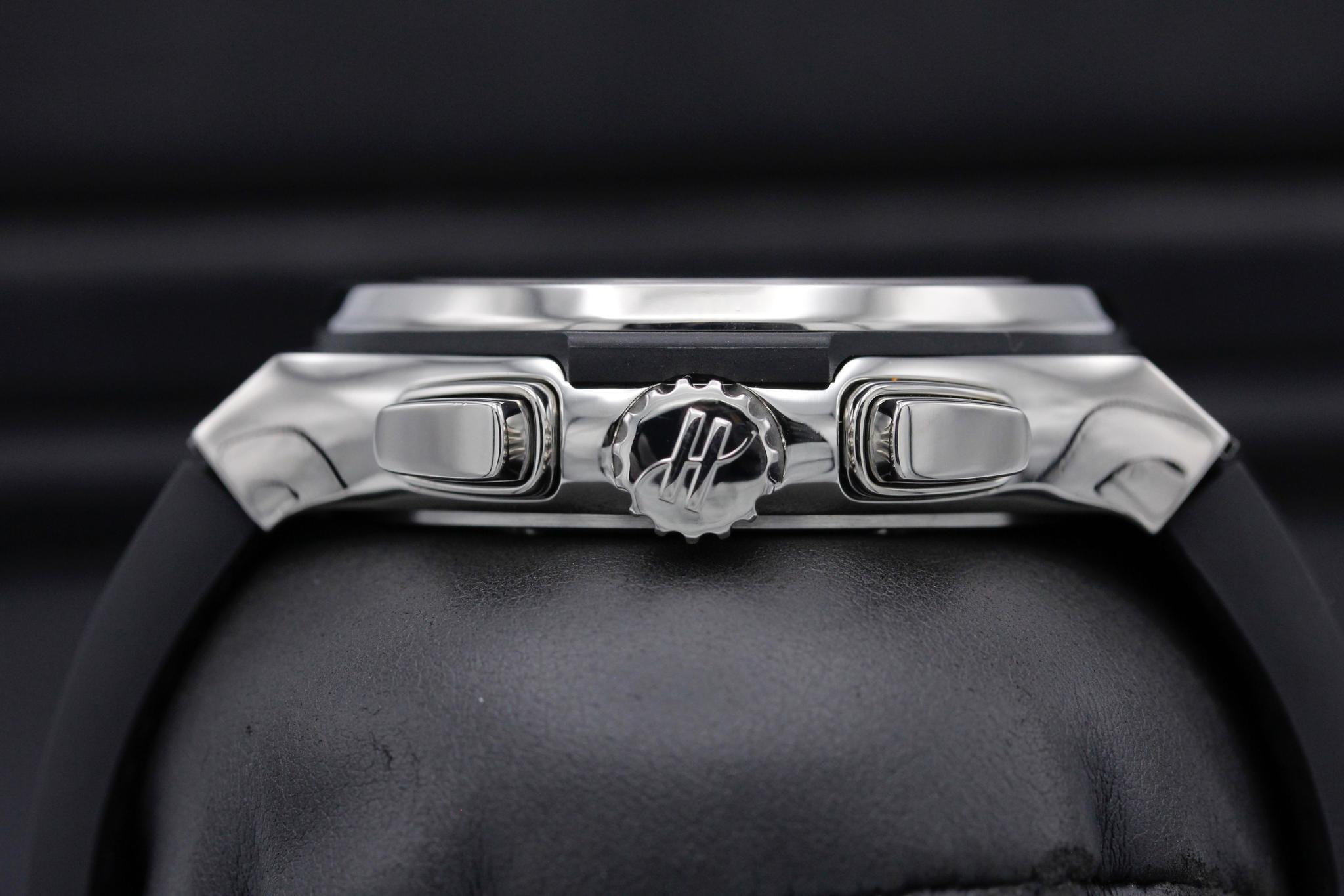 Watch Image 3
