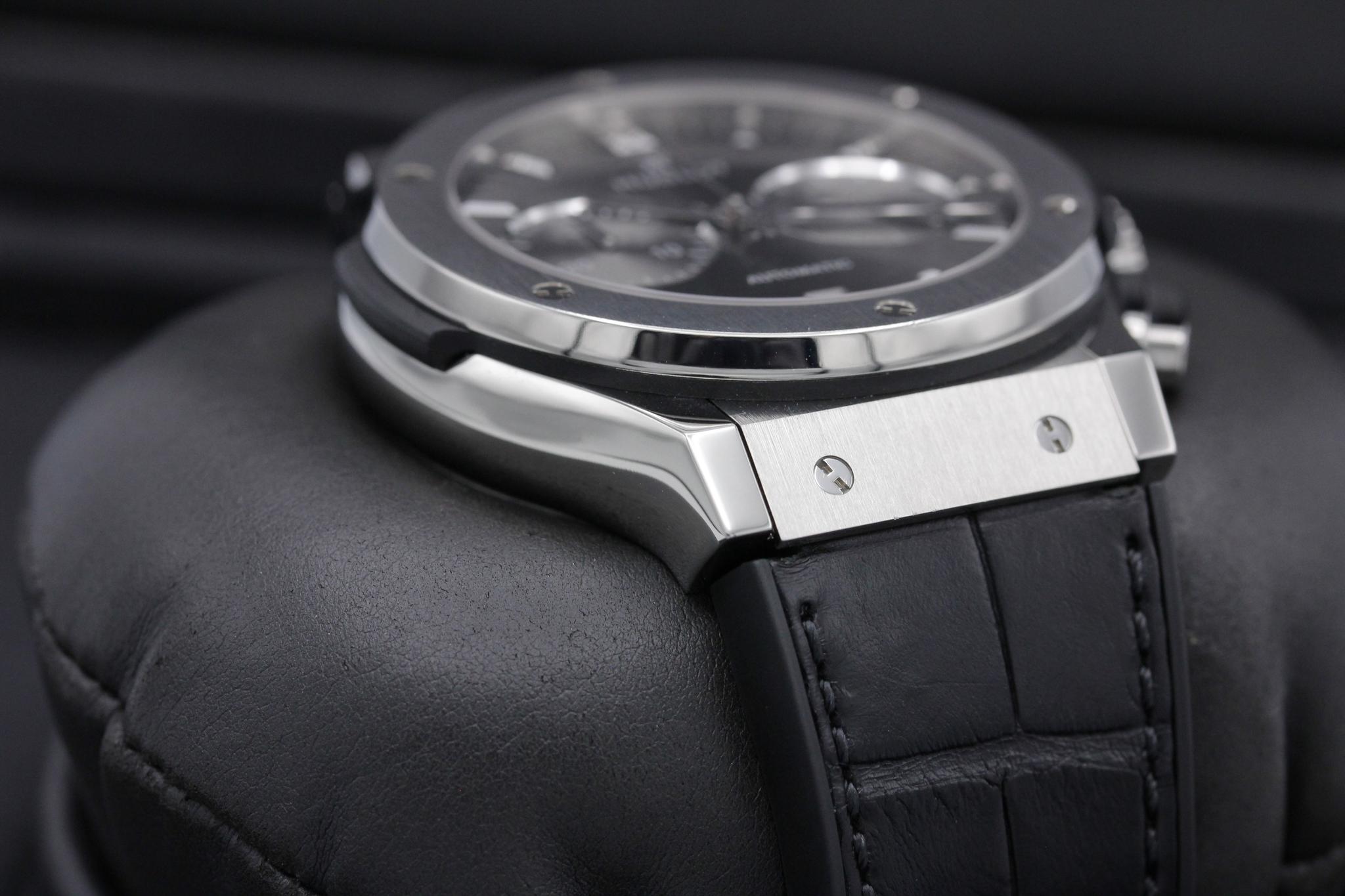 Watch Image 6
