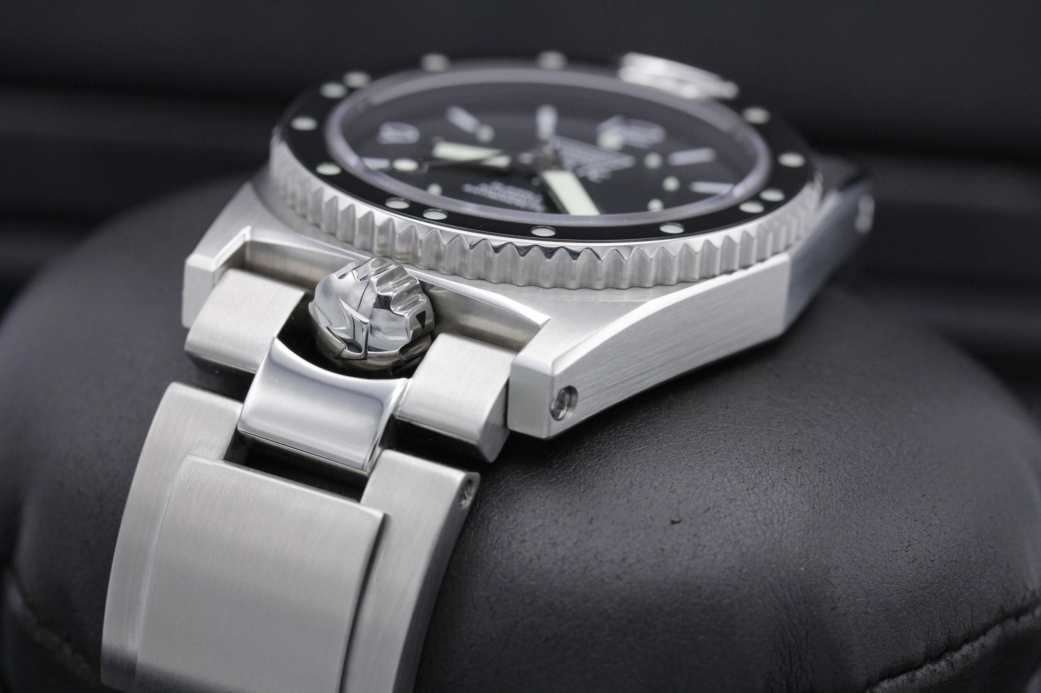 Watch Image 2