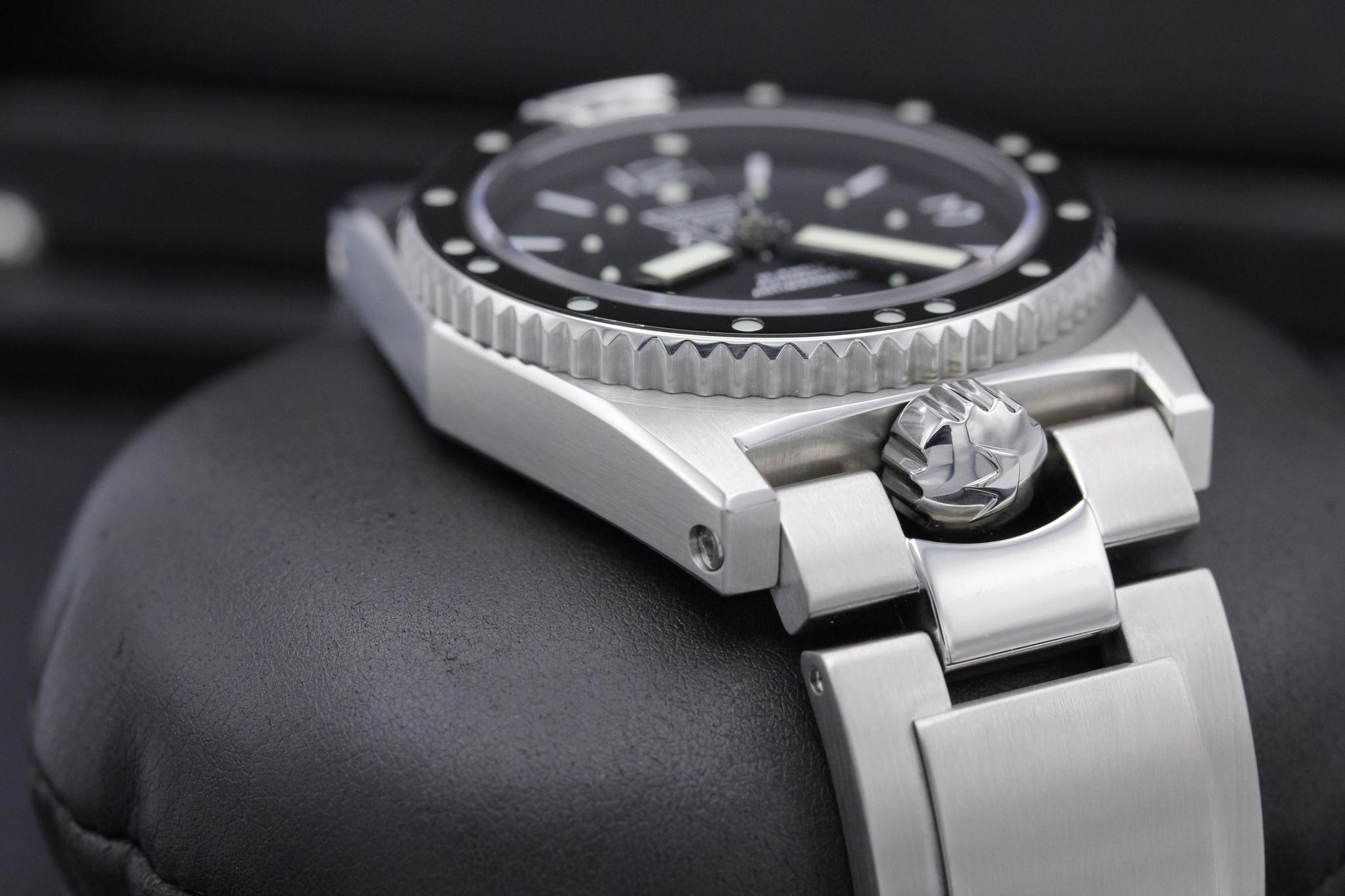 Watch Image 5